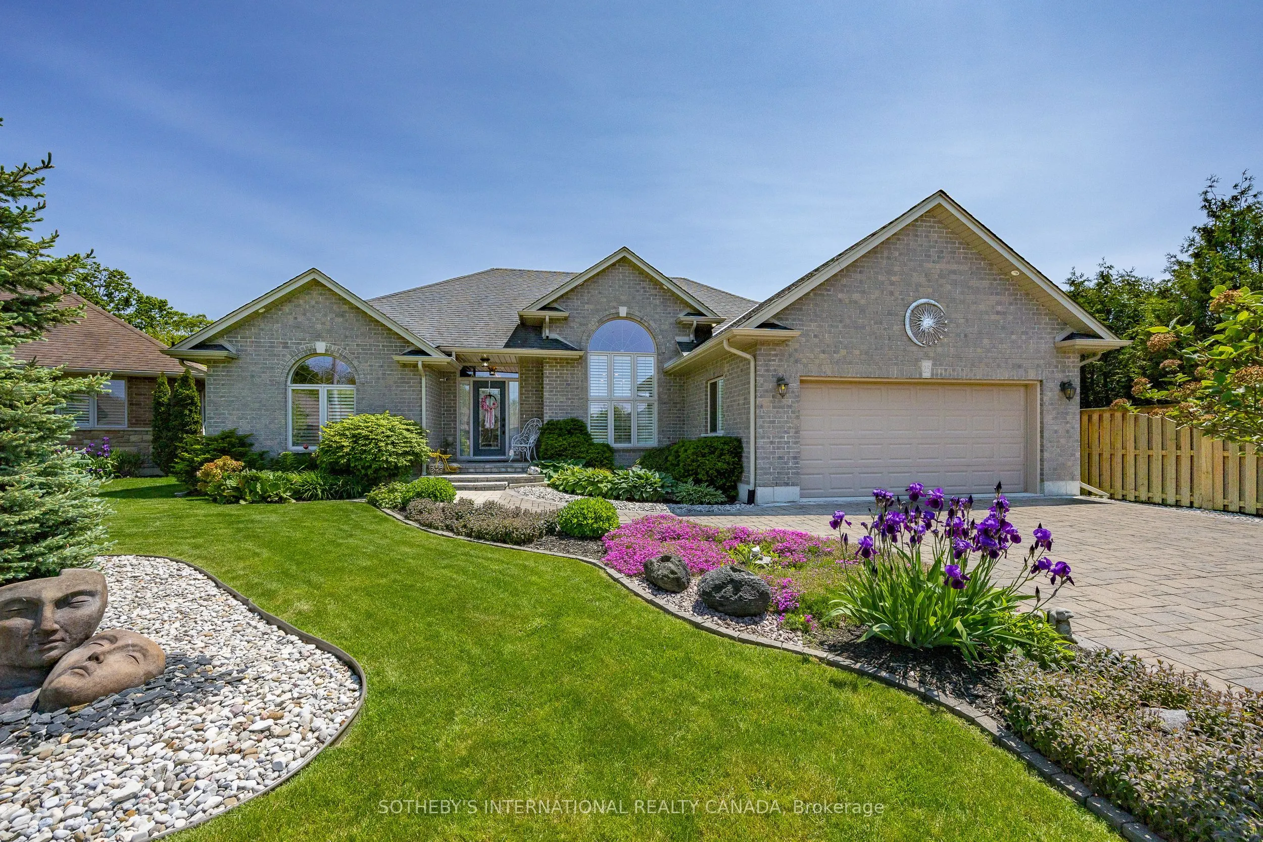 25 Birch Avenue