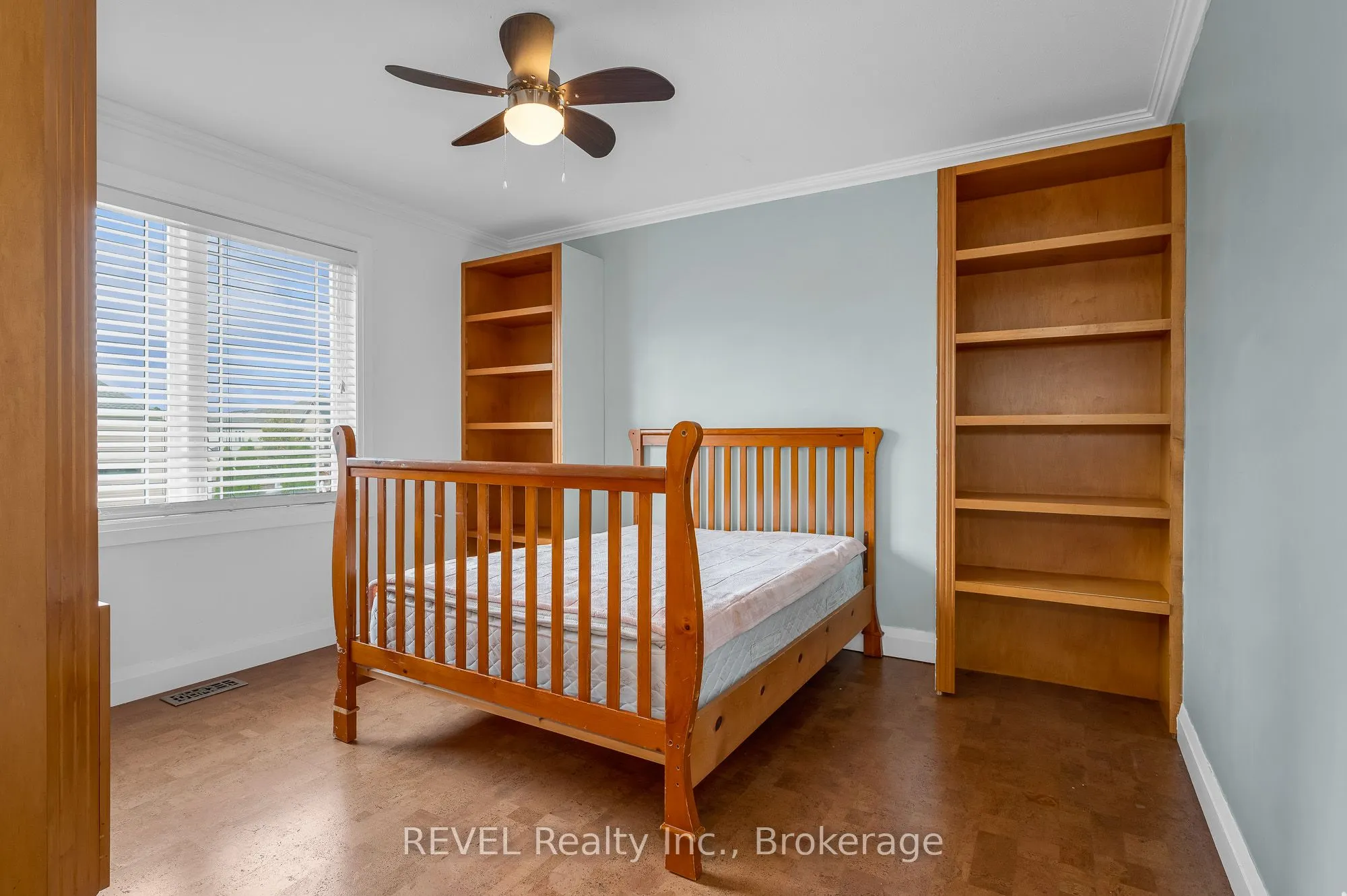 30 MARACAY Way