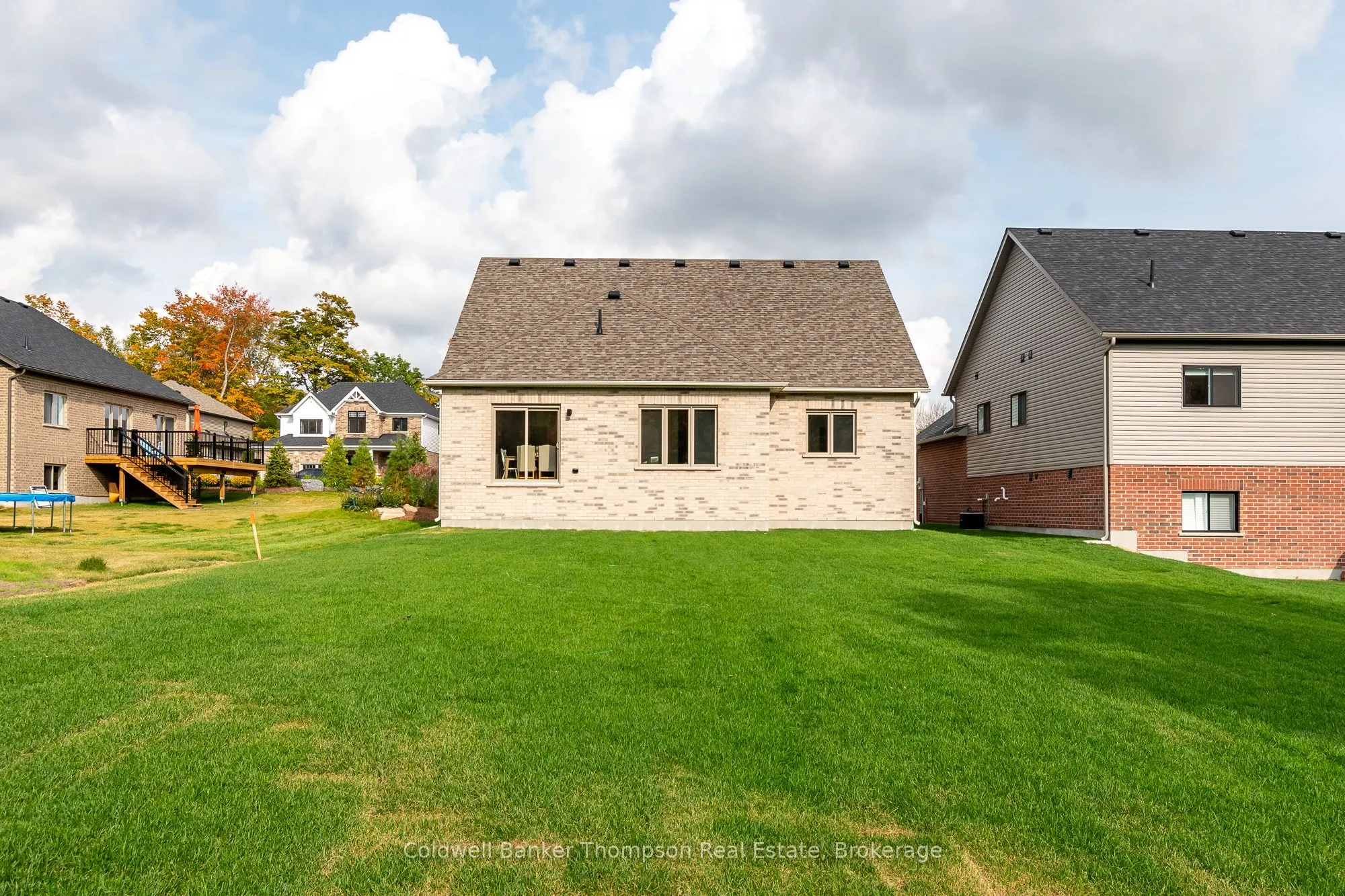 16 Eaglecrest Avenue