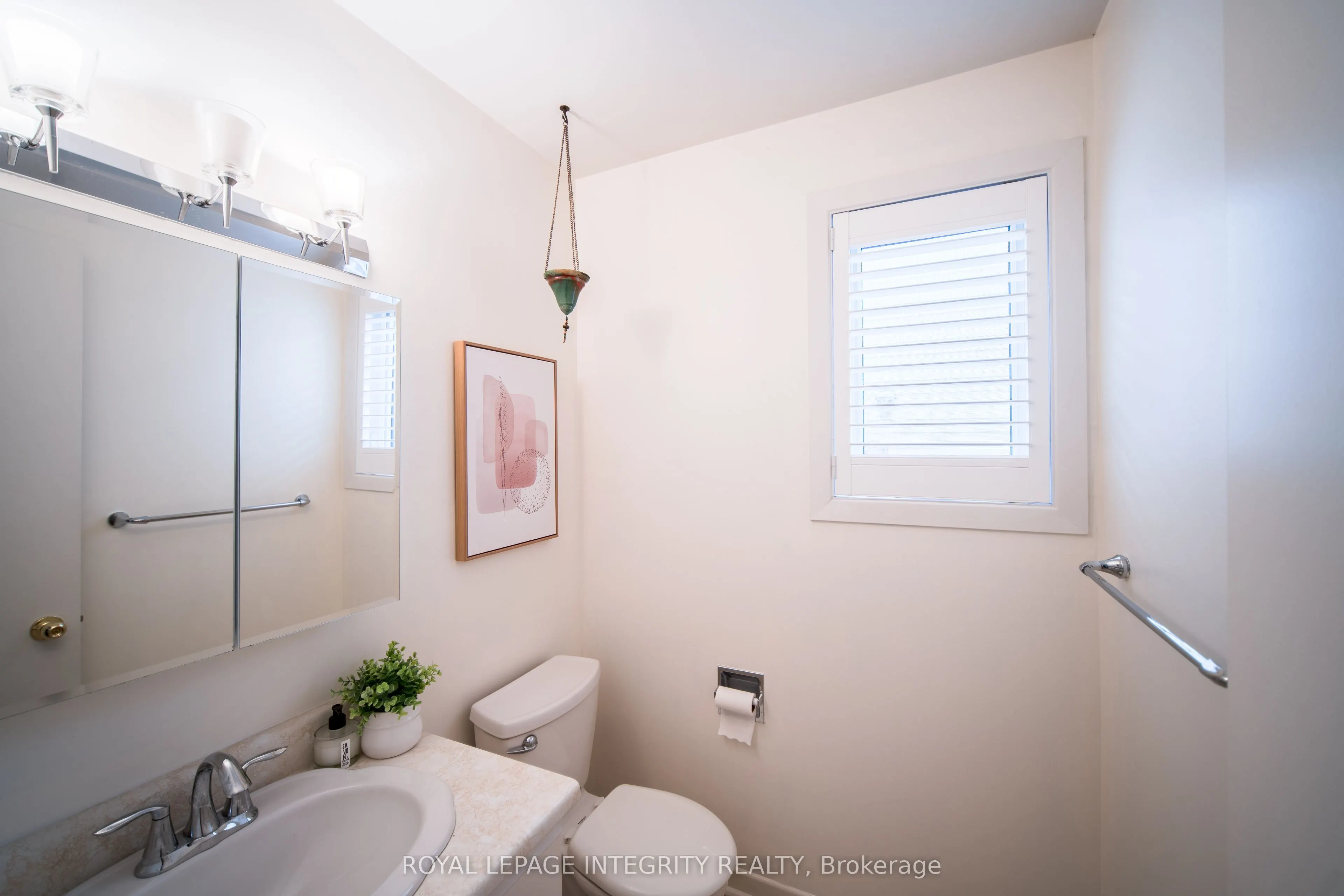 1266 Famlit Court