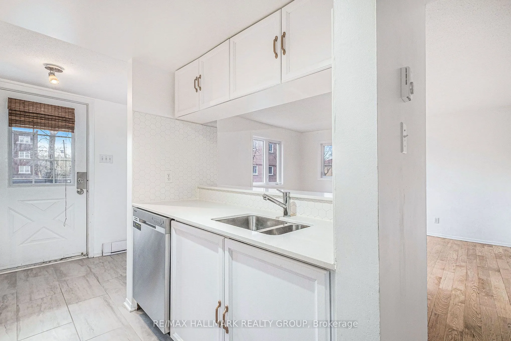 1204 Shillington Avenue, #16