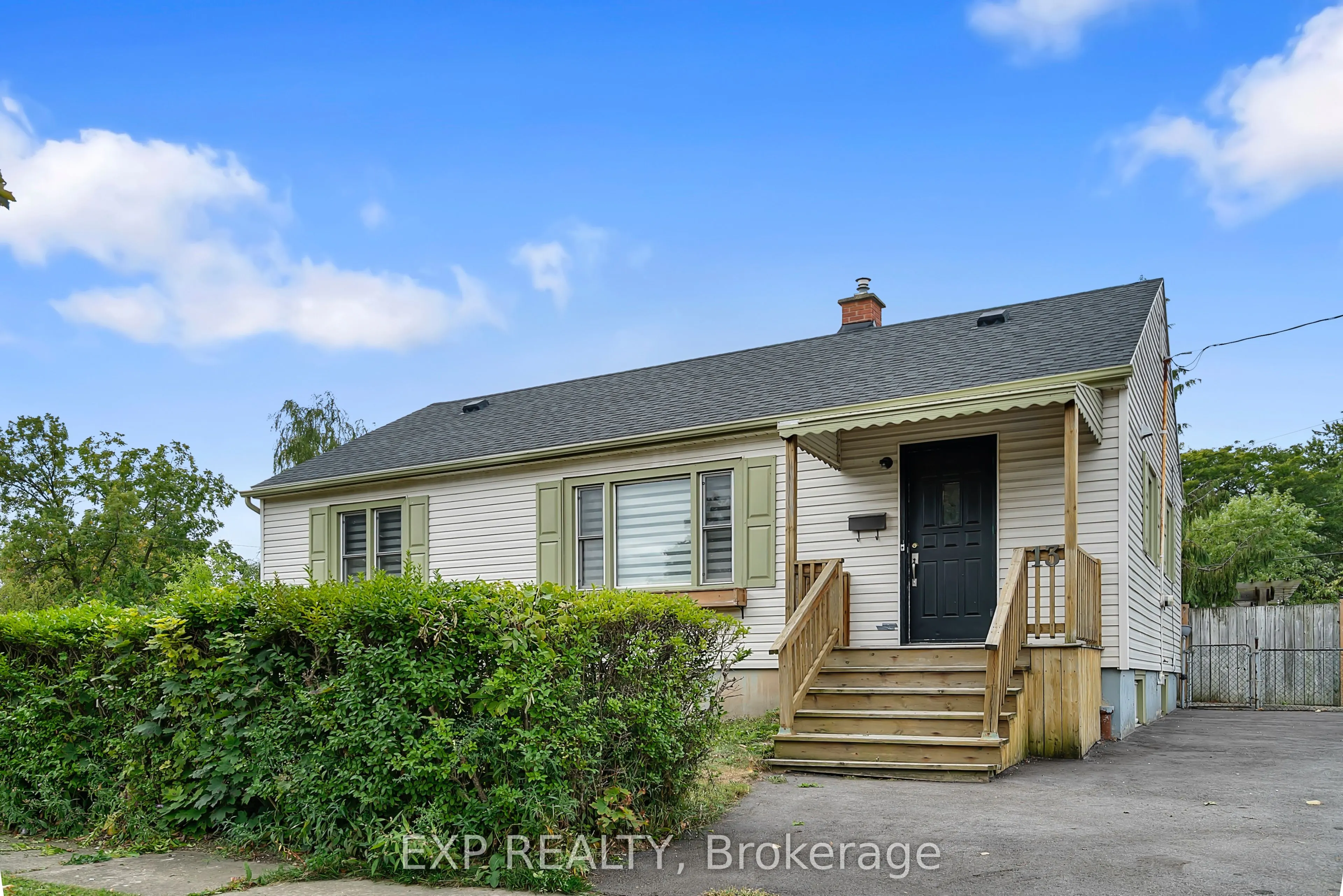 13 MCPHAIL Crescent