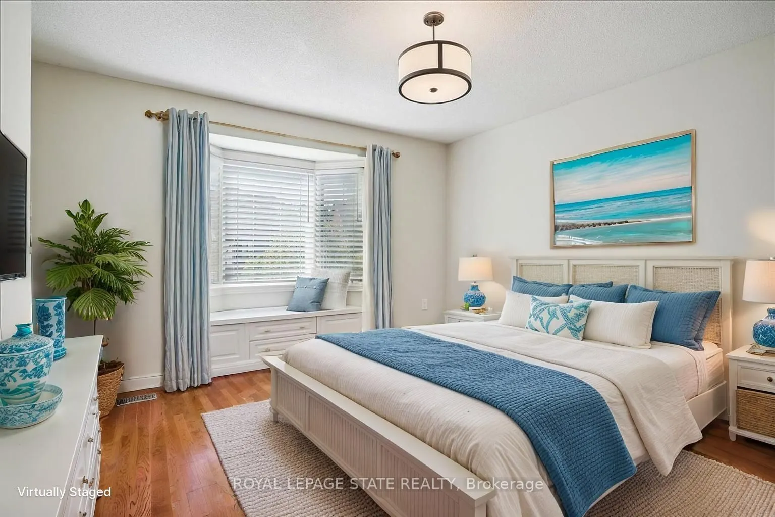 55 Edgewater Drive