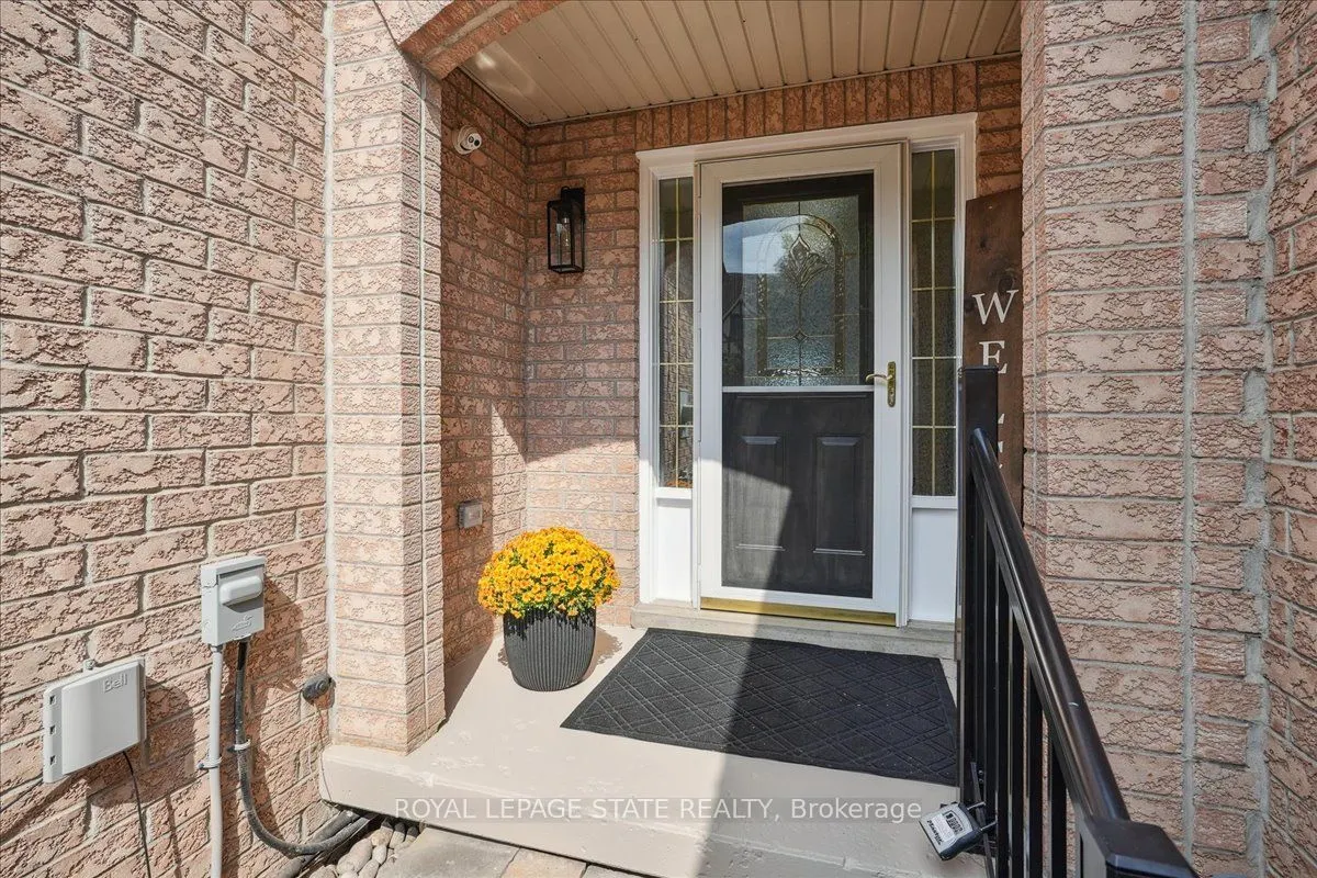 55 Edgewater Drive