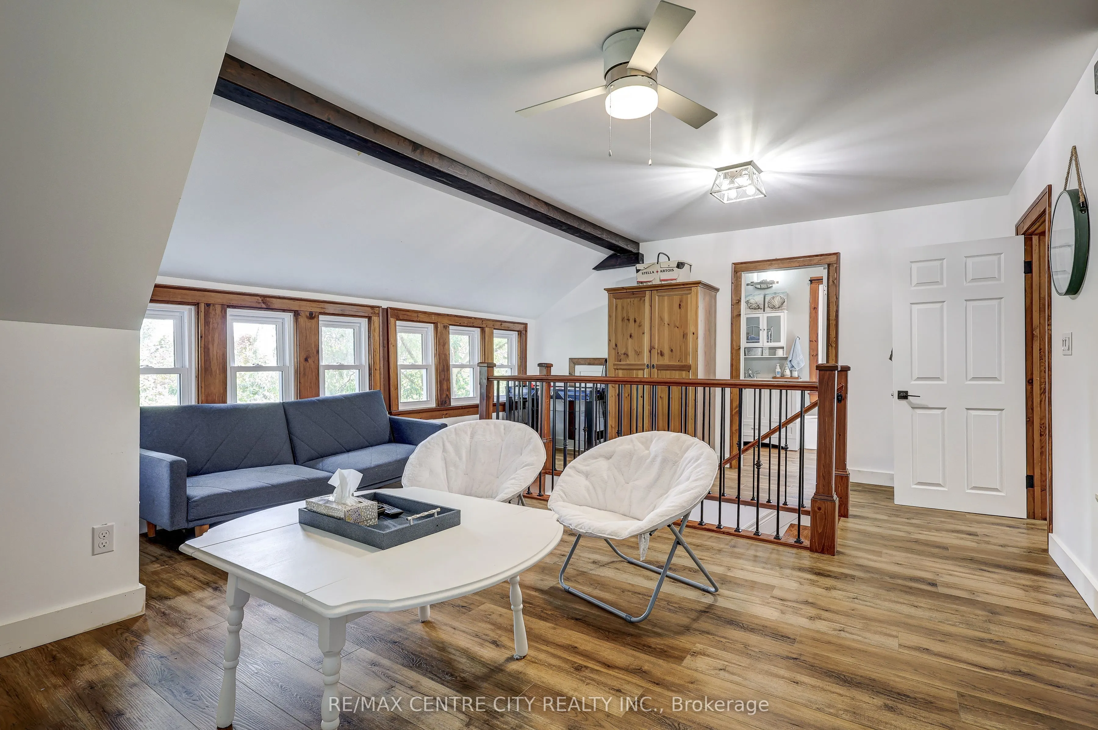 17374 Lakeshore Road