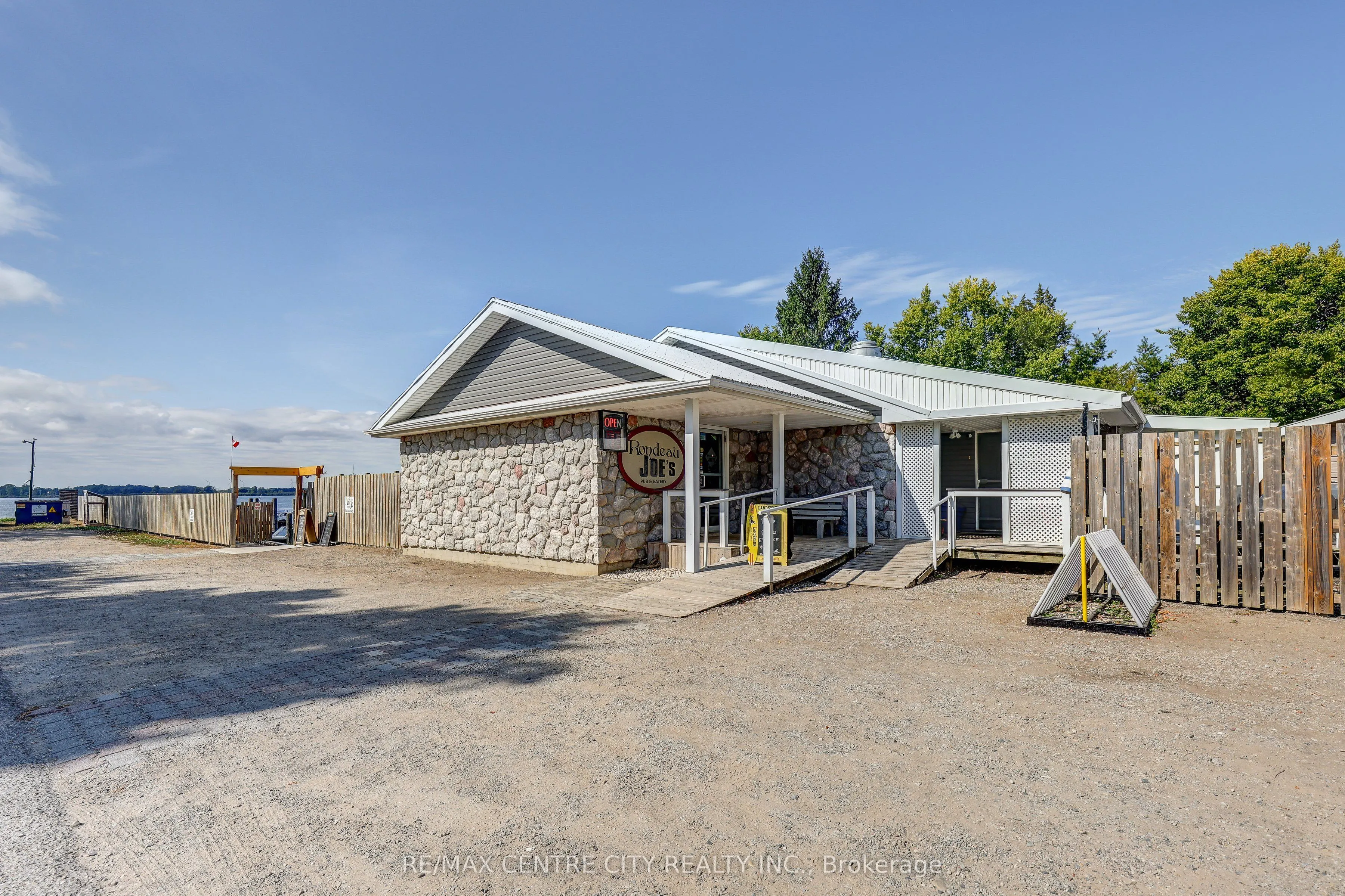 17374 Lakeshore Road