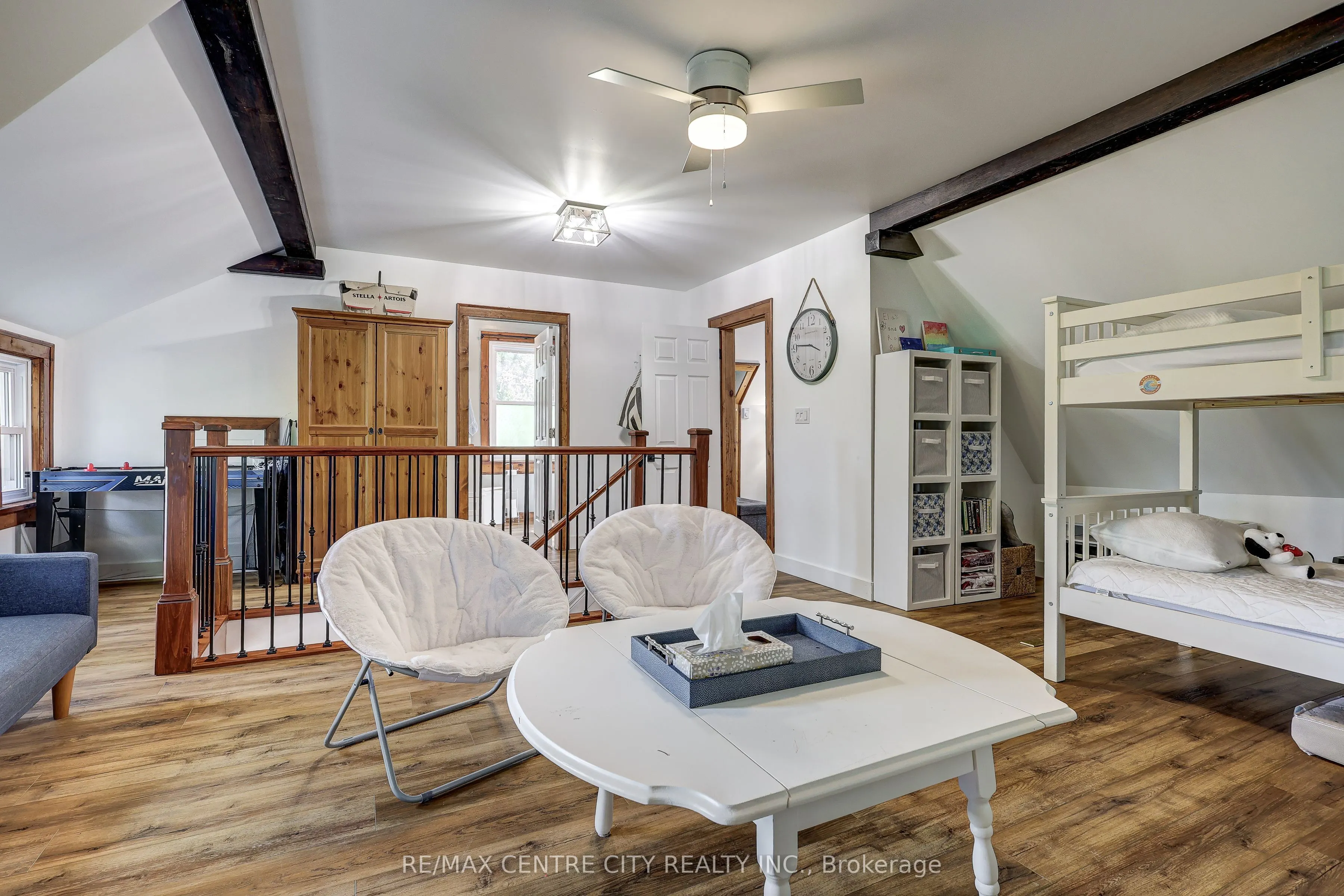 17374 Lakeshore Road