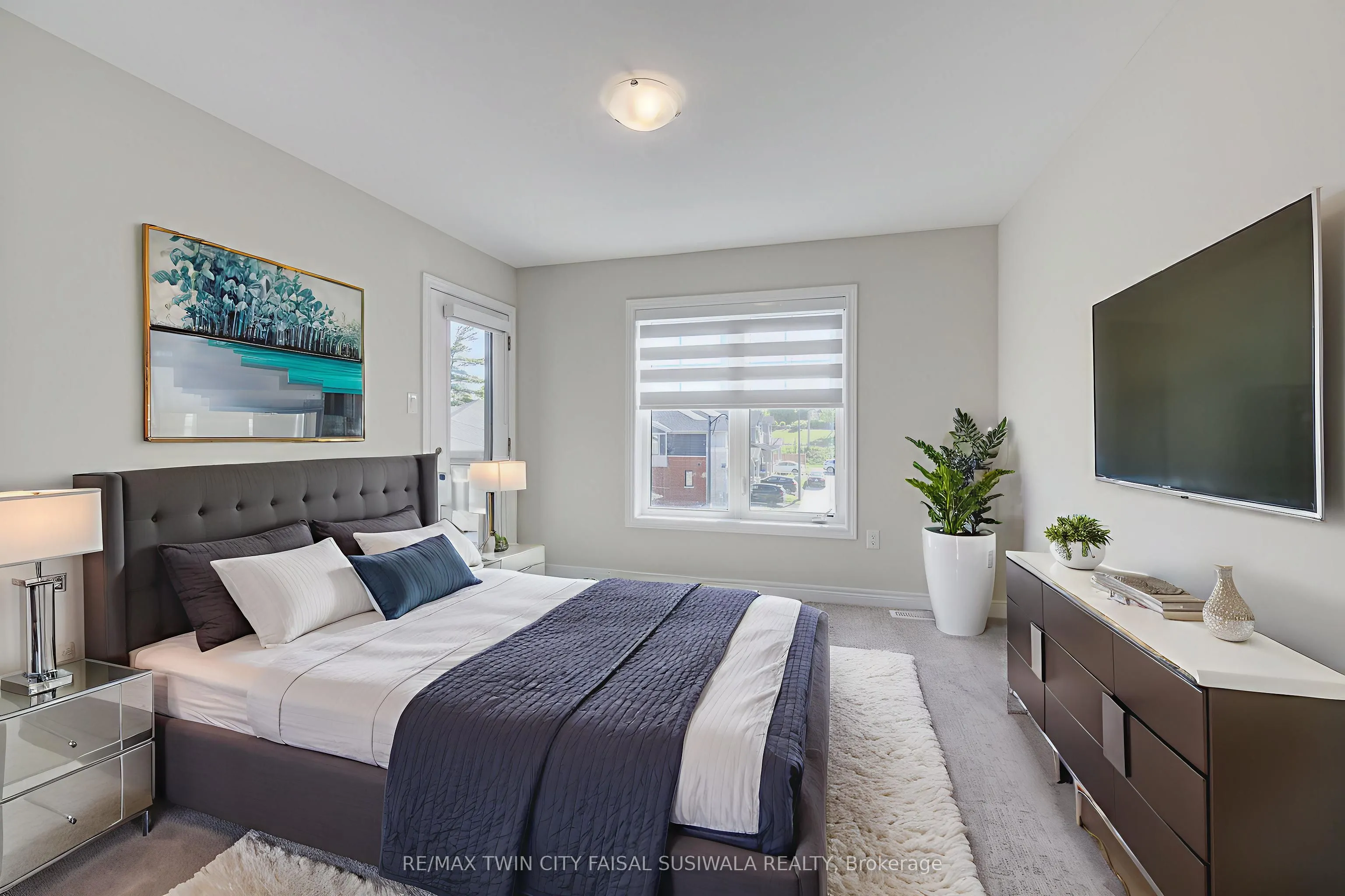 10 BIRMINGHAM Drive, #116