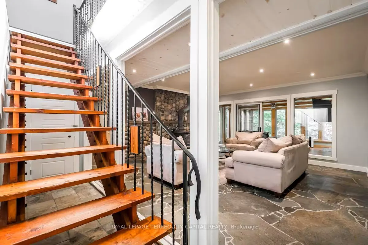 9 Denniss Drive