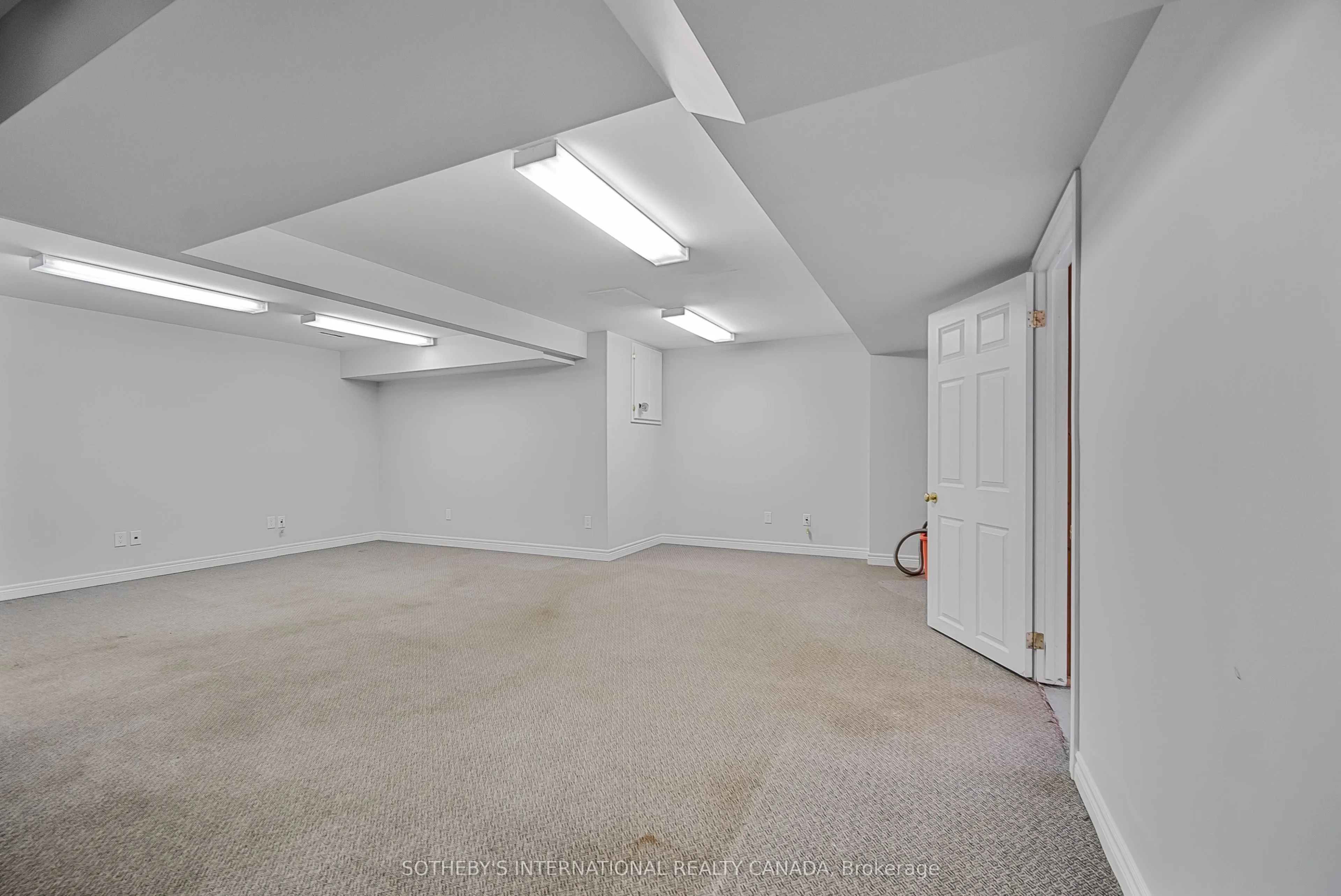 17606 THORNDALE Road