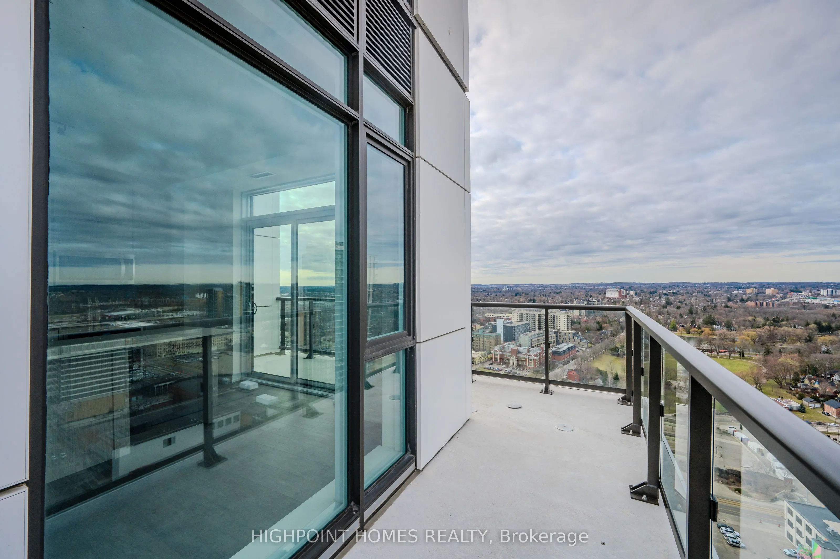 55 Duke Street W, #2509