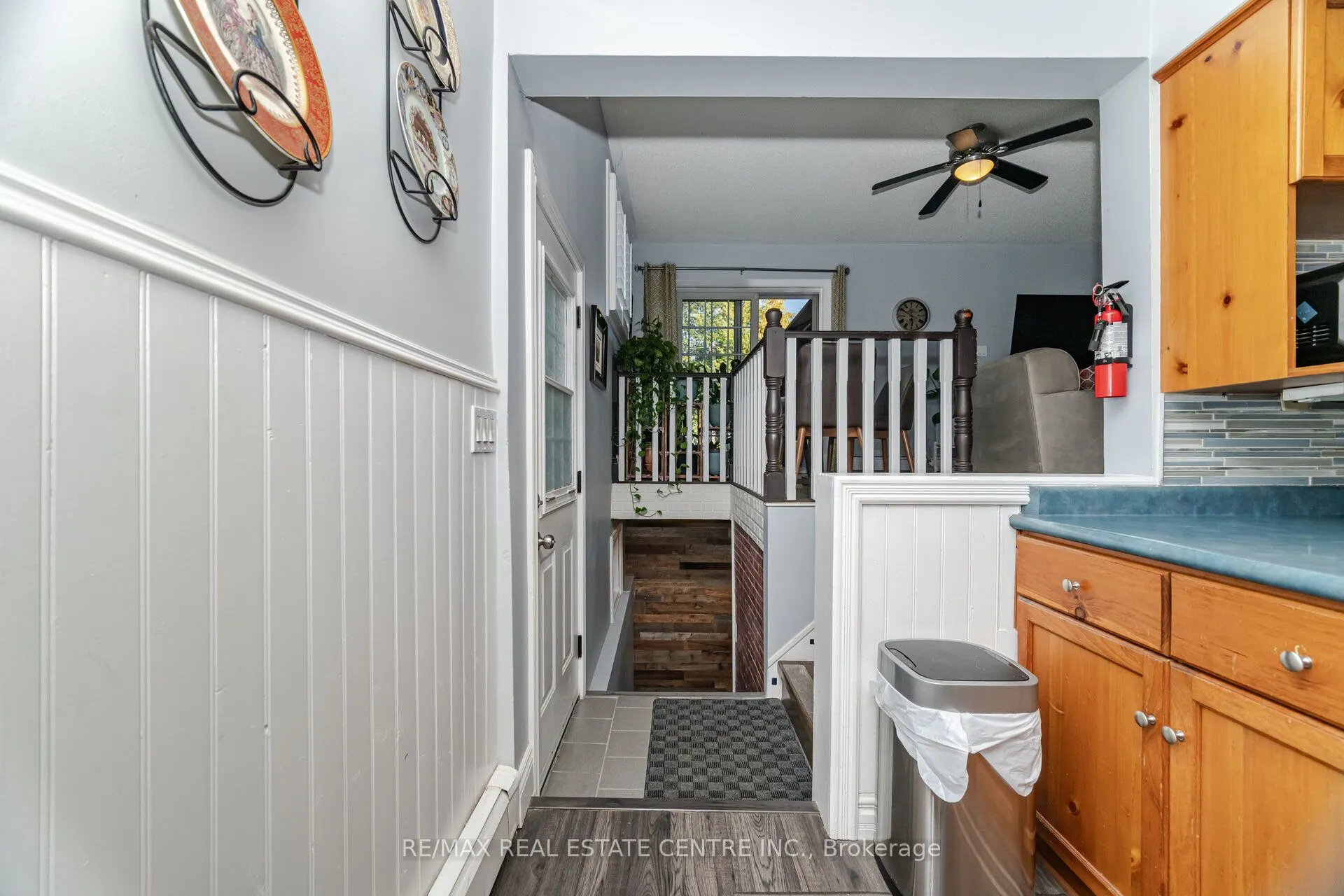 91 E 44th Street