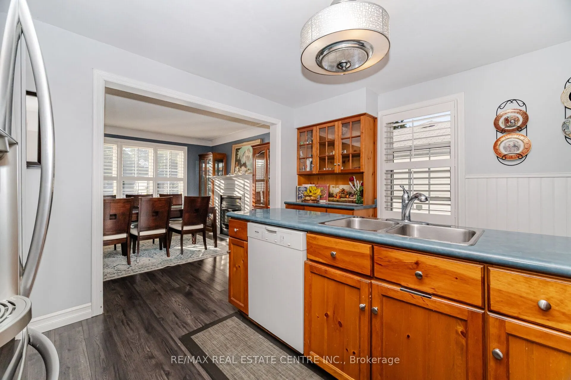 91 E 44th Street