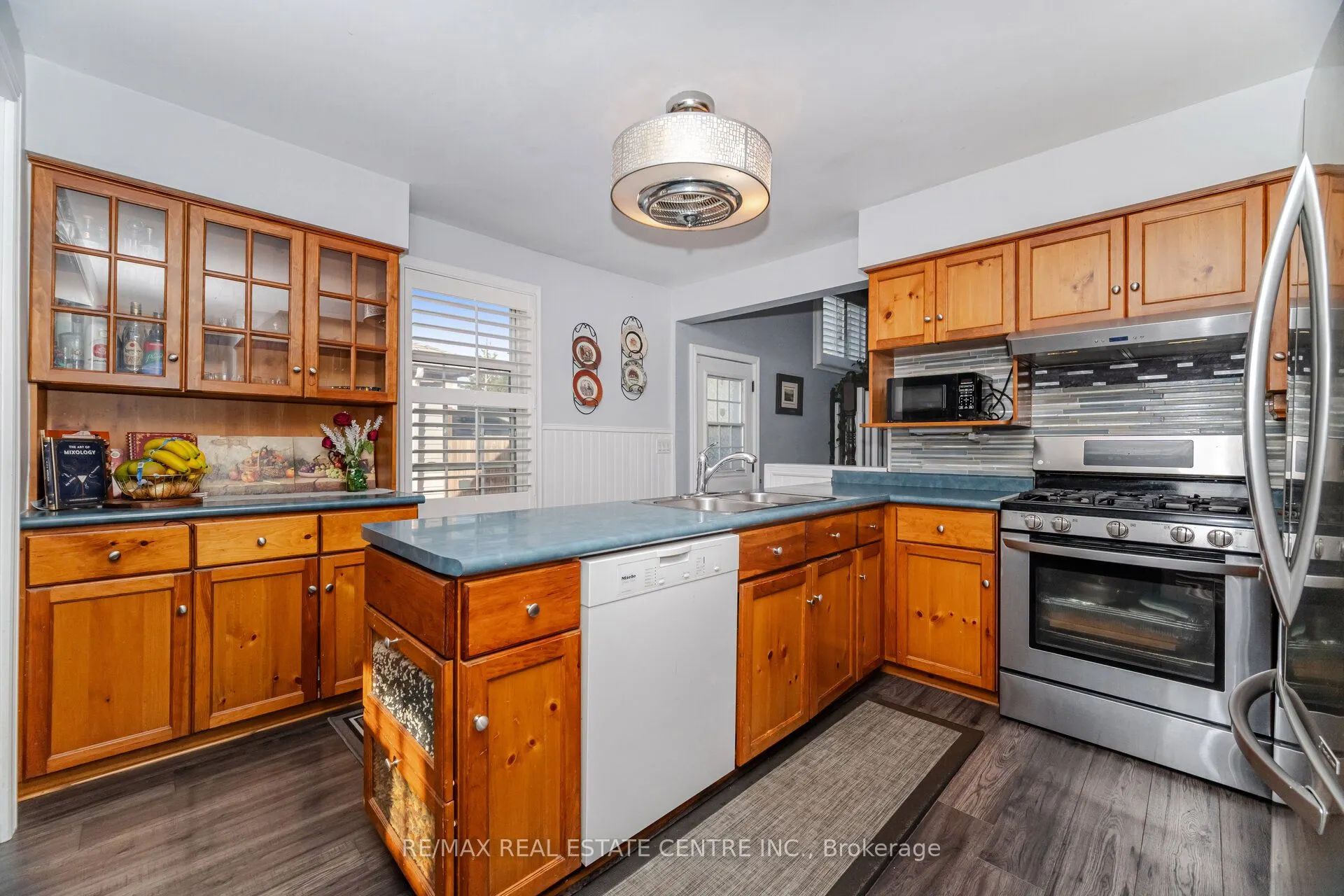 91 E 44th Street