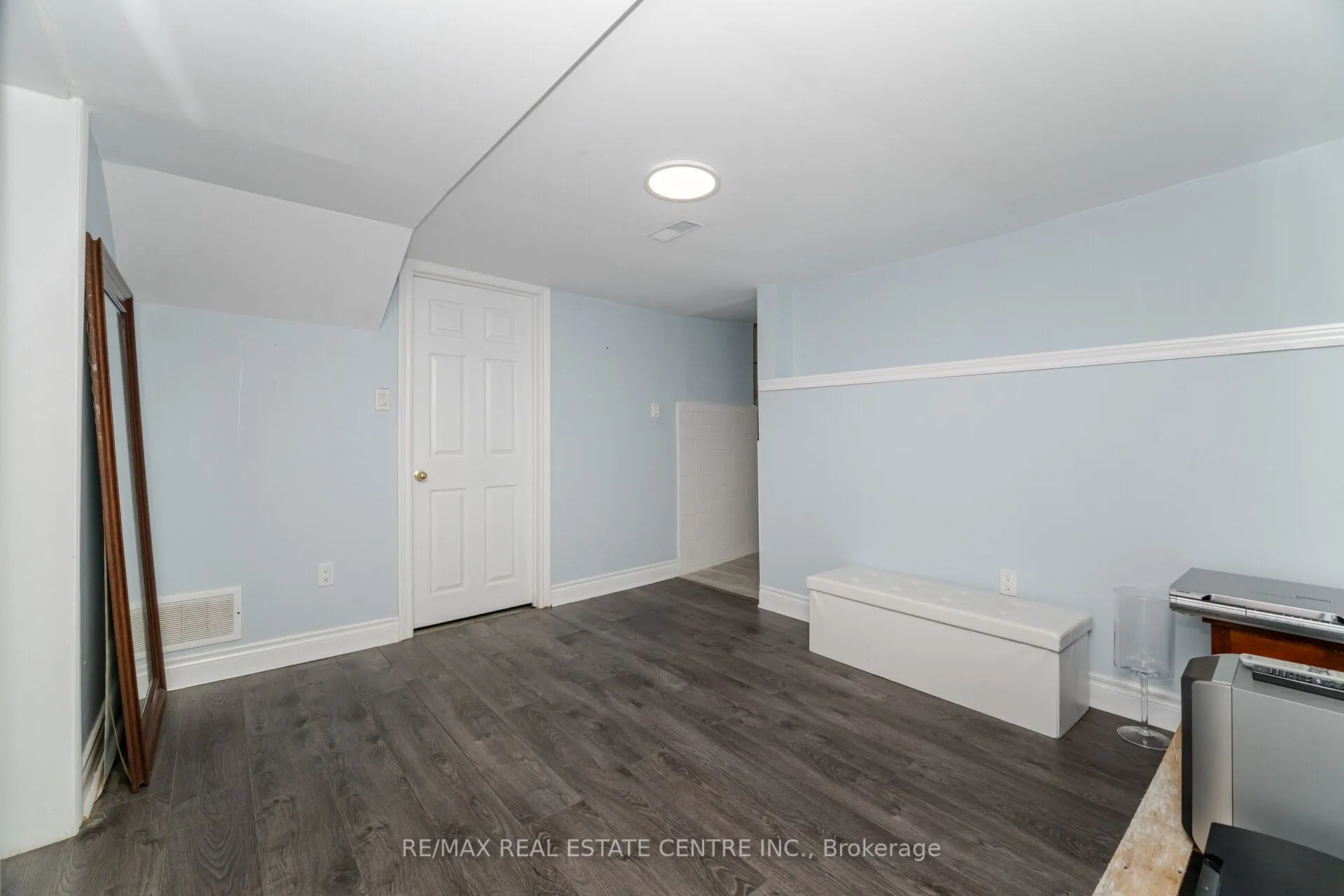 91 E 44th Street