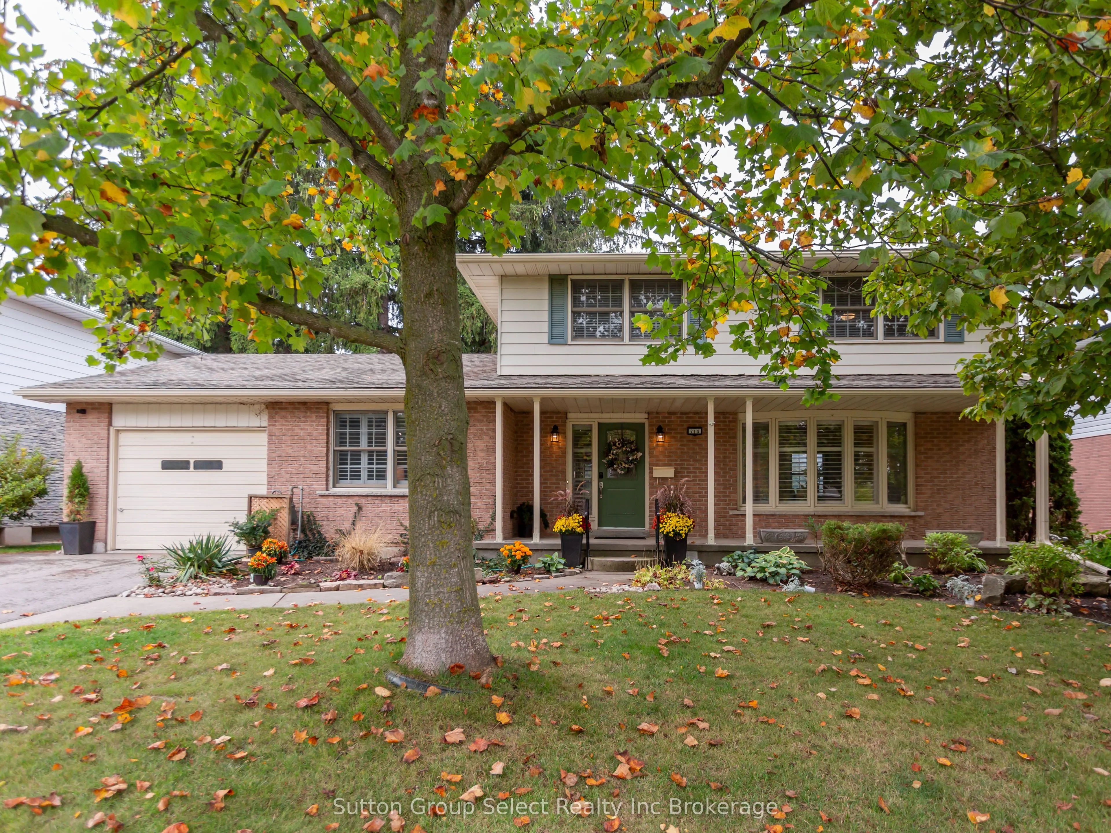 714 Gladstone Drive