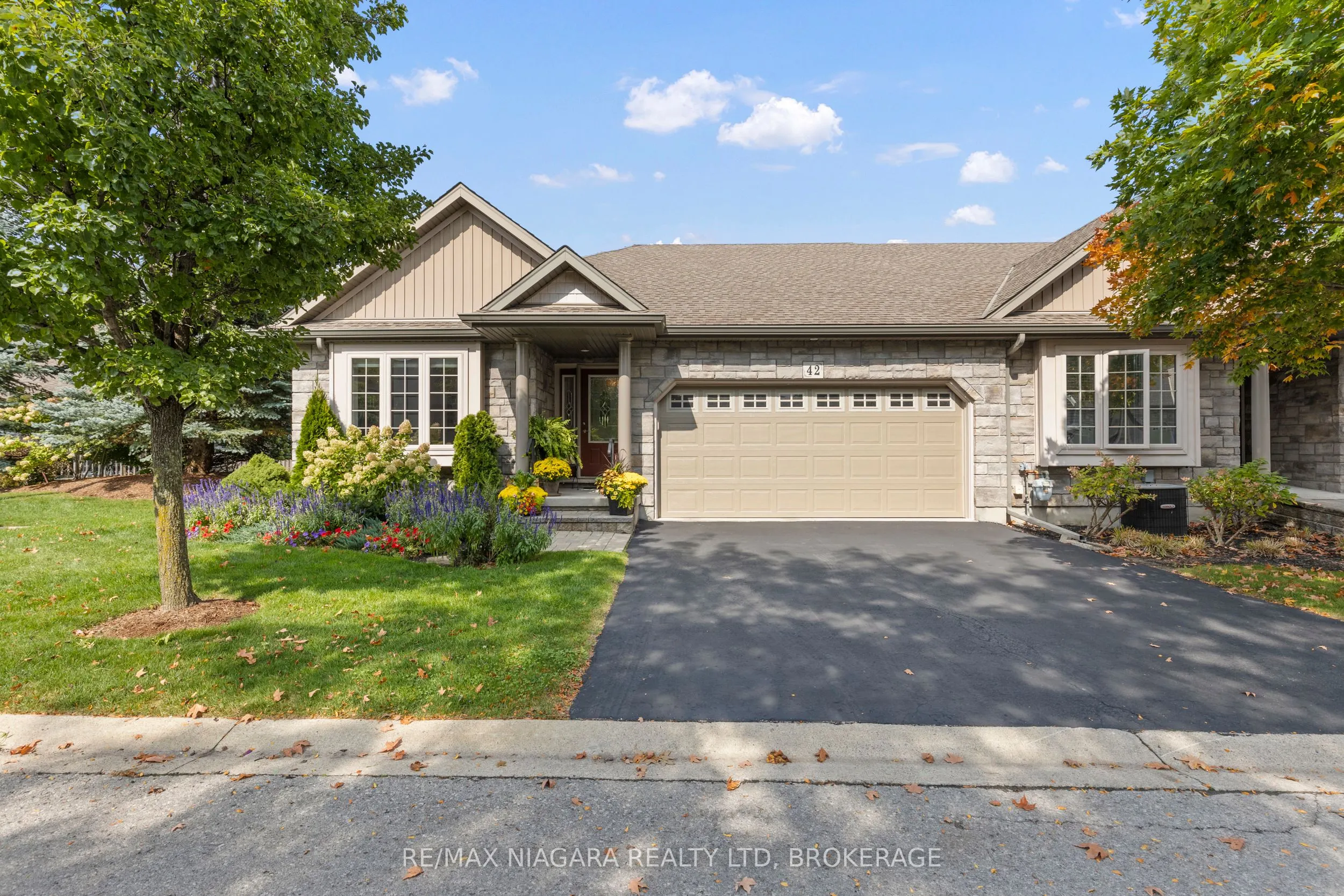 42 ROSE GLEN Crescent, #Call LBO