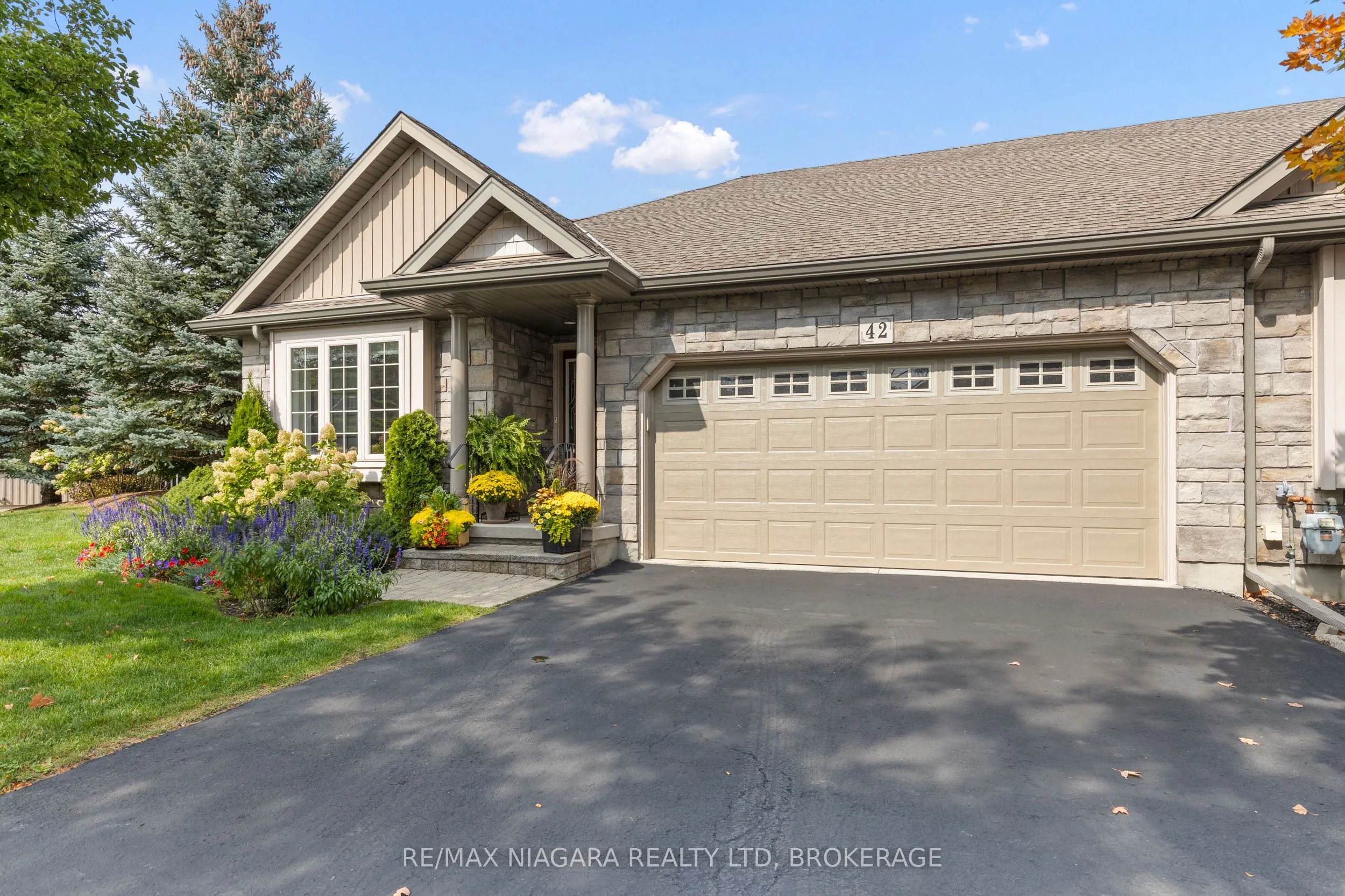 42 ROSE GLEN Crescent, #Call LBO