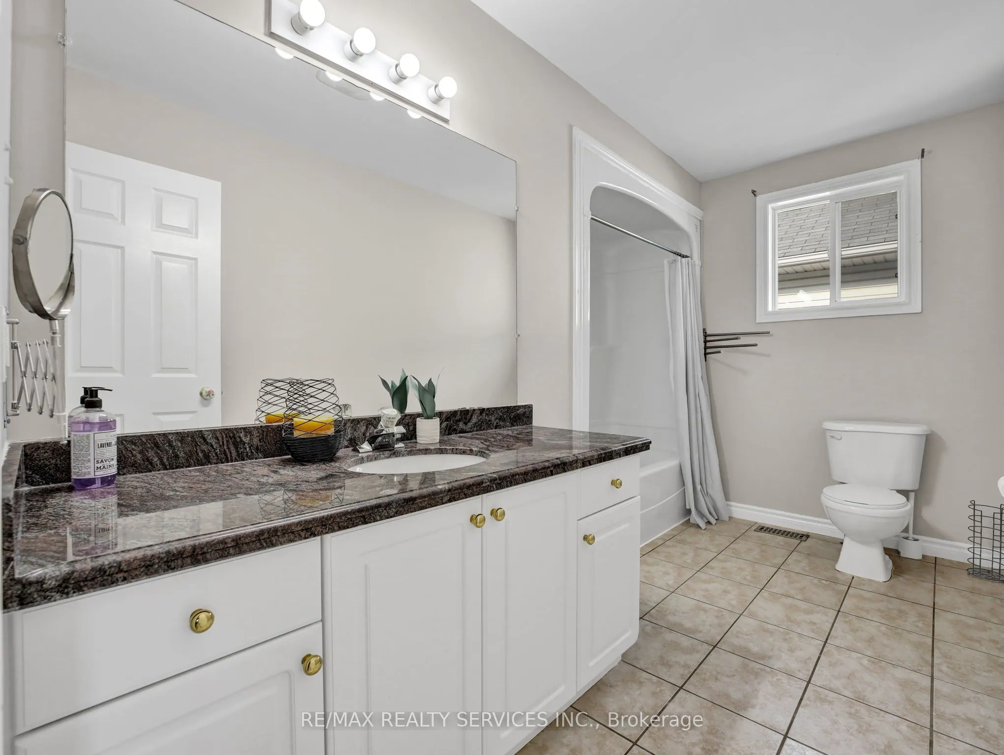 11 Willowridge Way