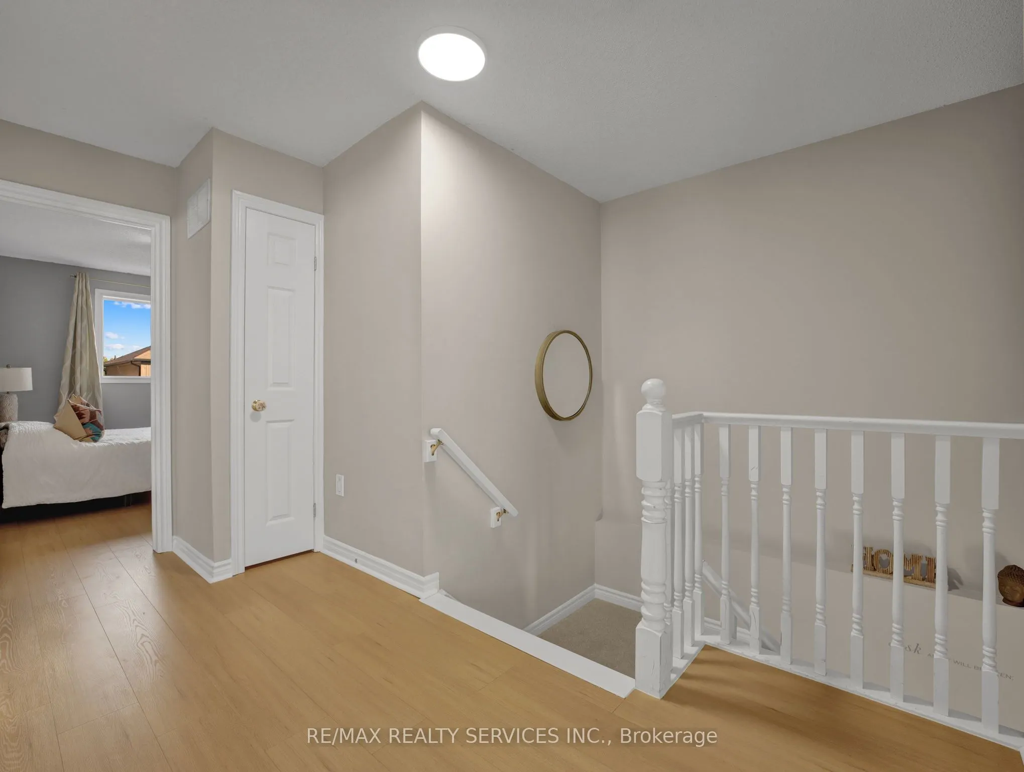 11 Willowridge Way