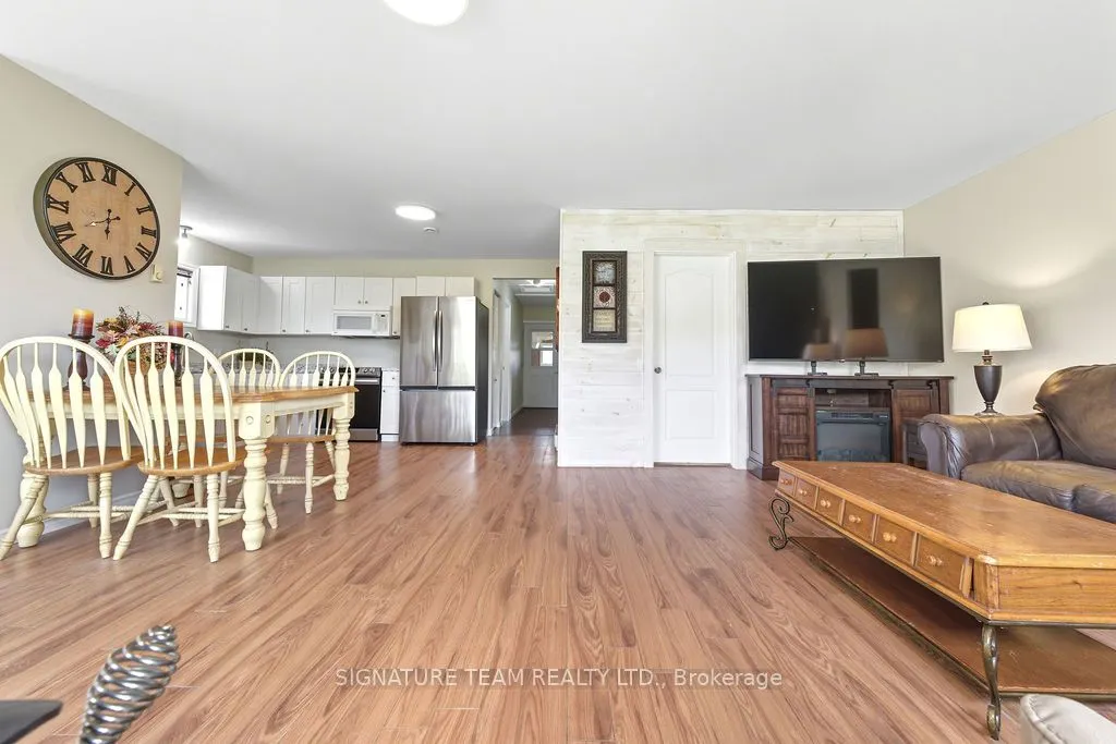 255 Foymount Road