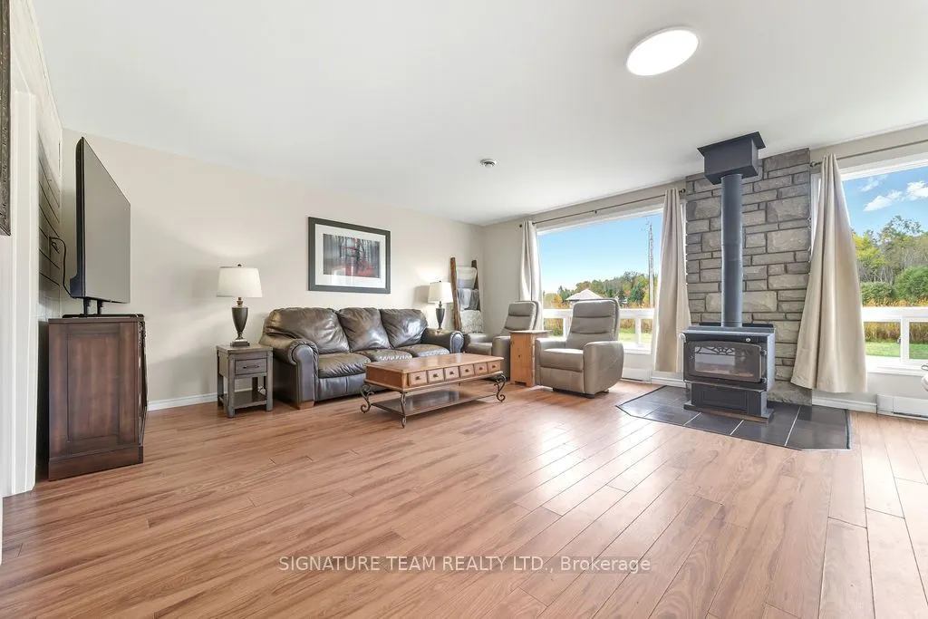 255 Foymount Road