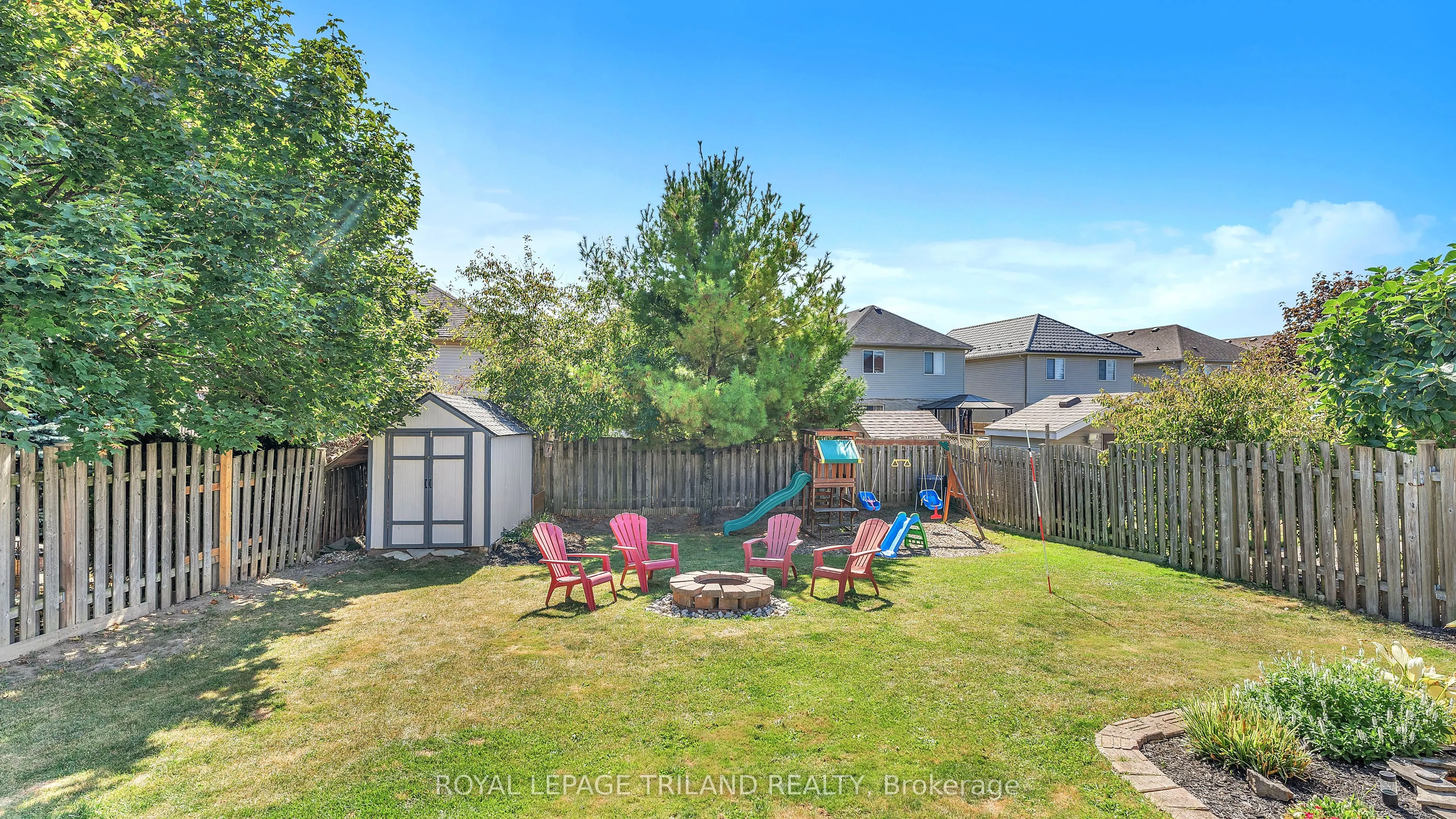 579 HARTOP Place