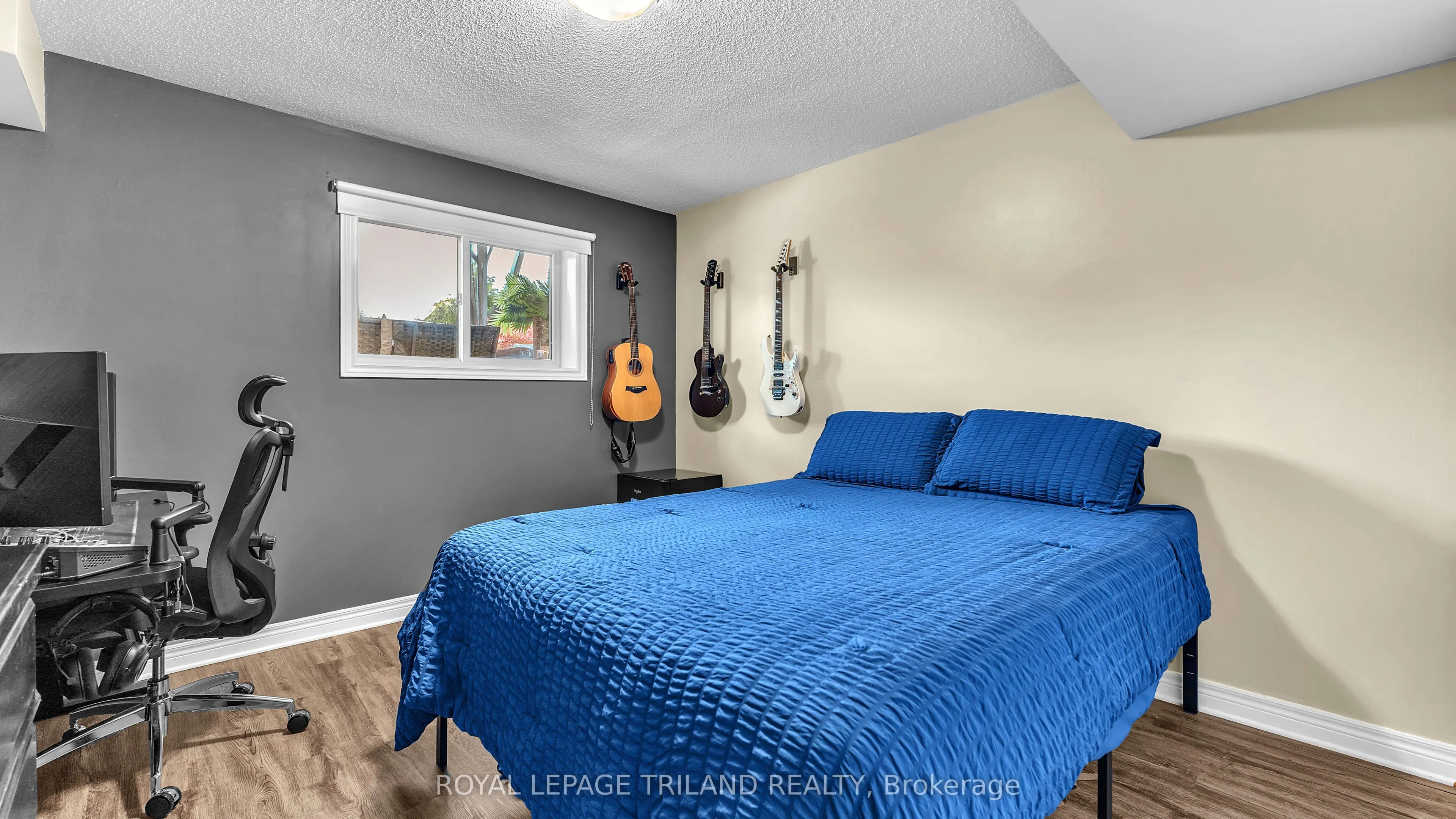 579 HARTOP Place