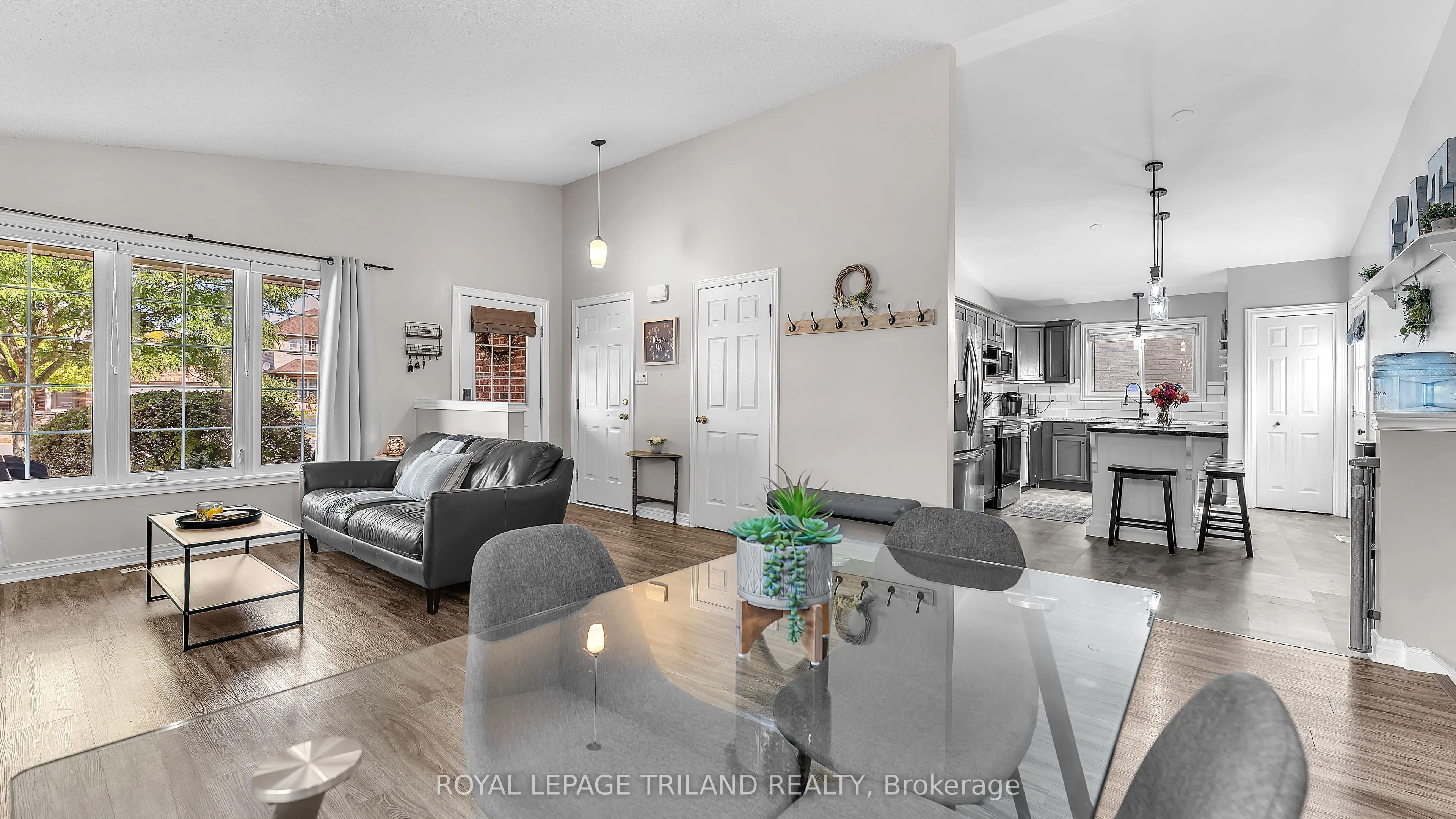 579 HARTOP Place