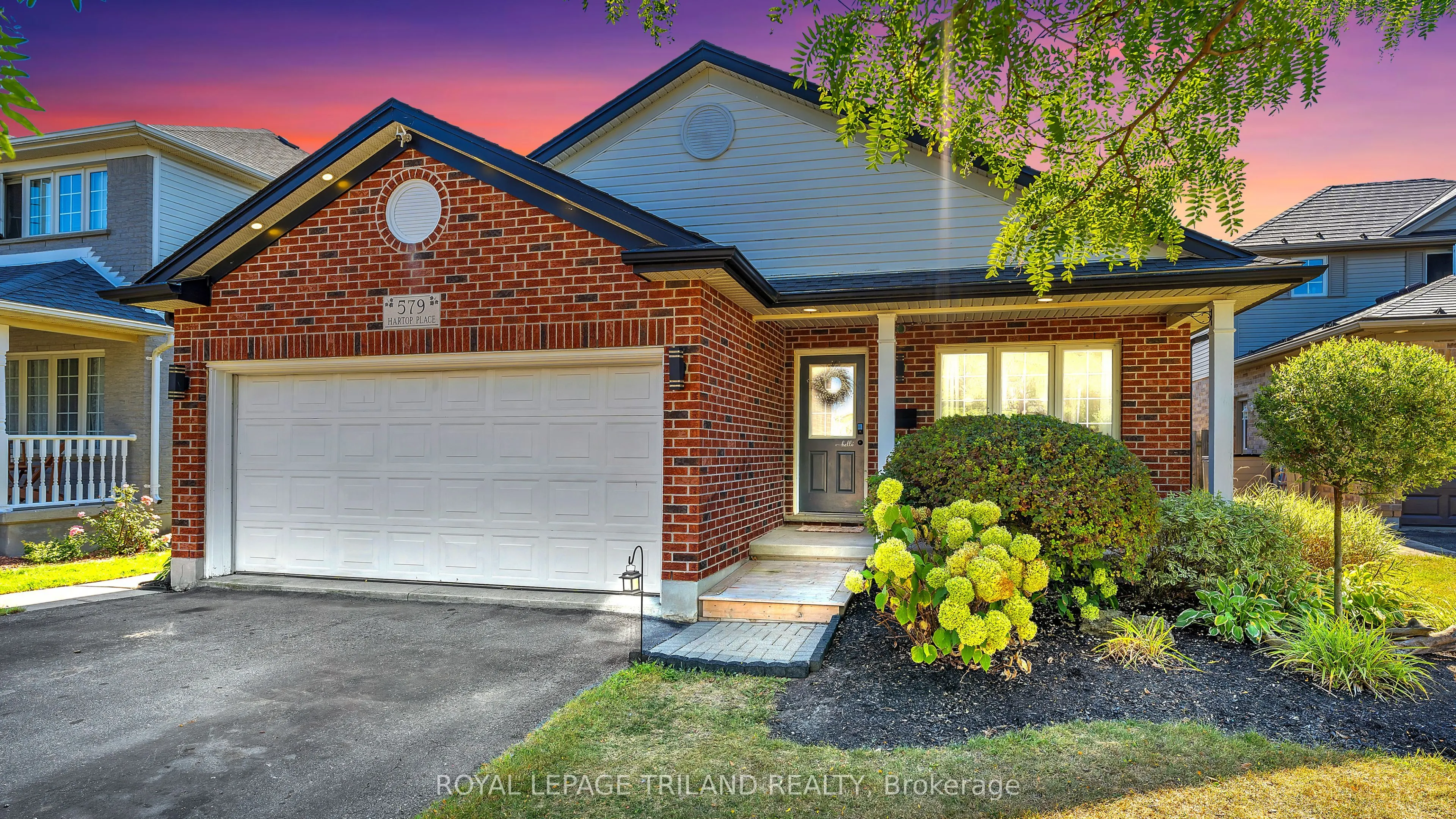 579 HARTOP Place