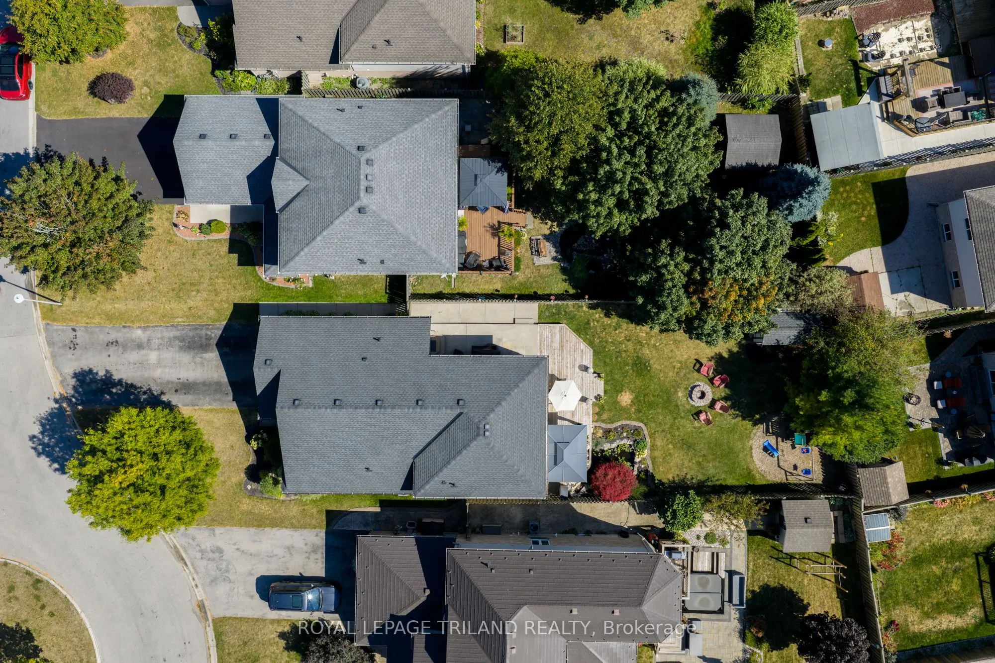 579 HARTOP Place