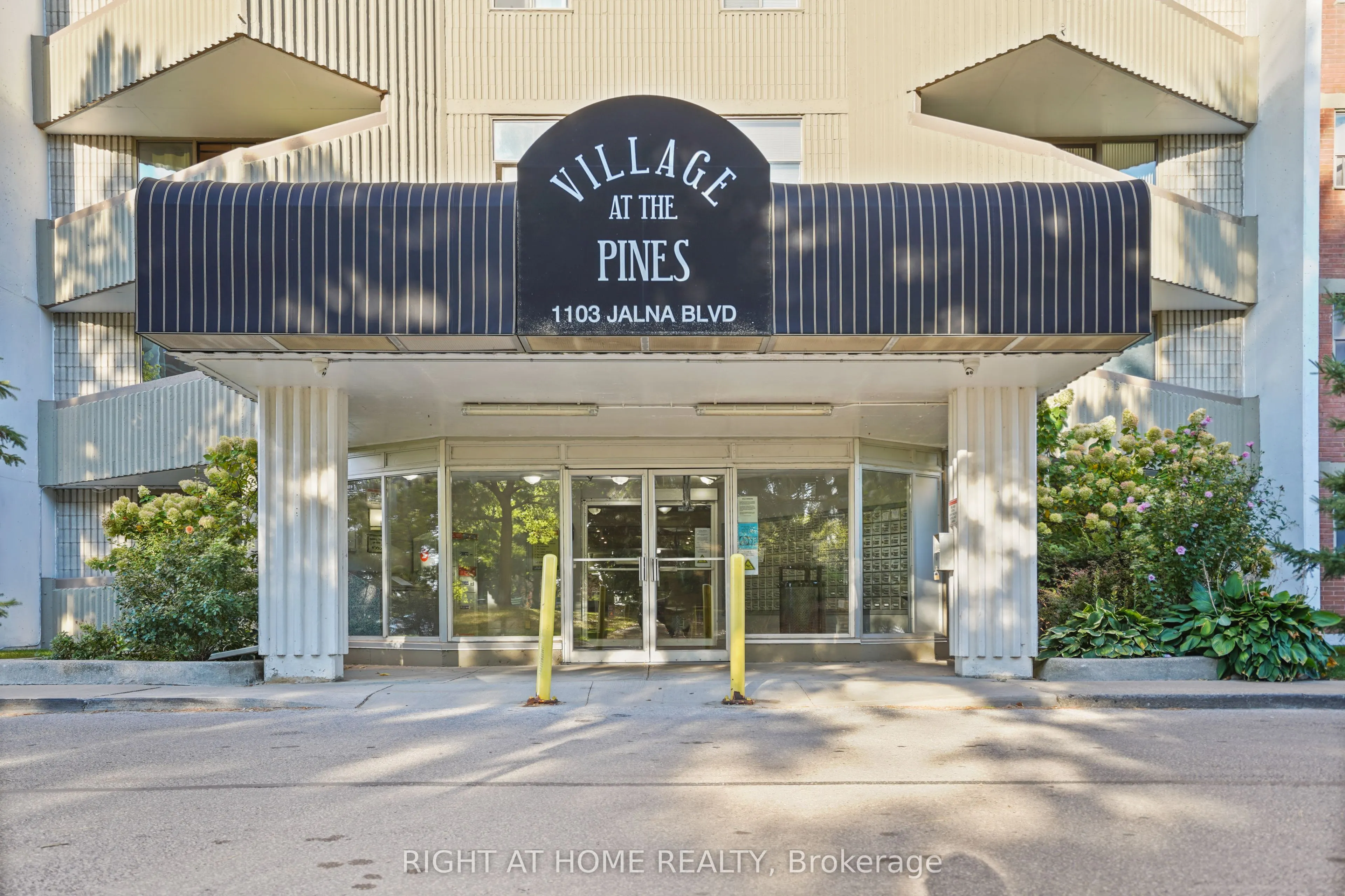 1103 Jalna Boulevard, #1609