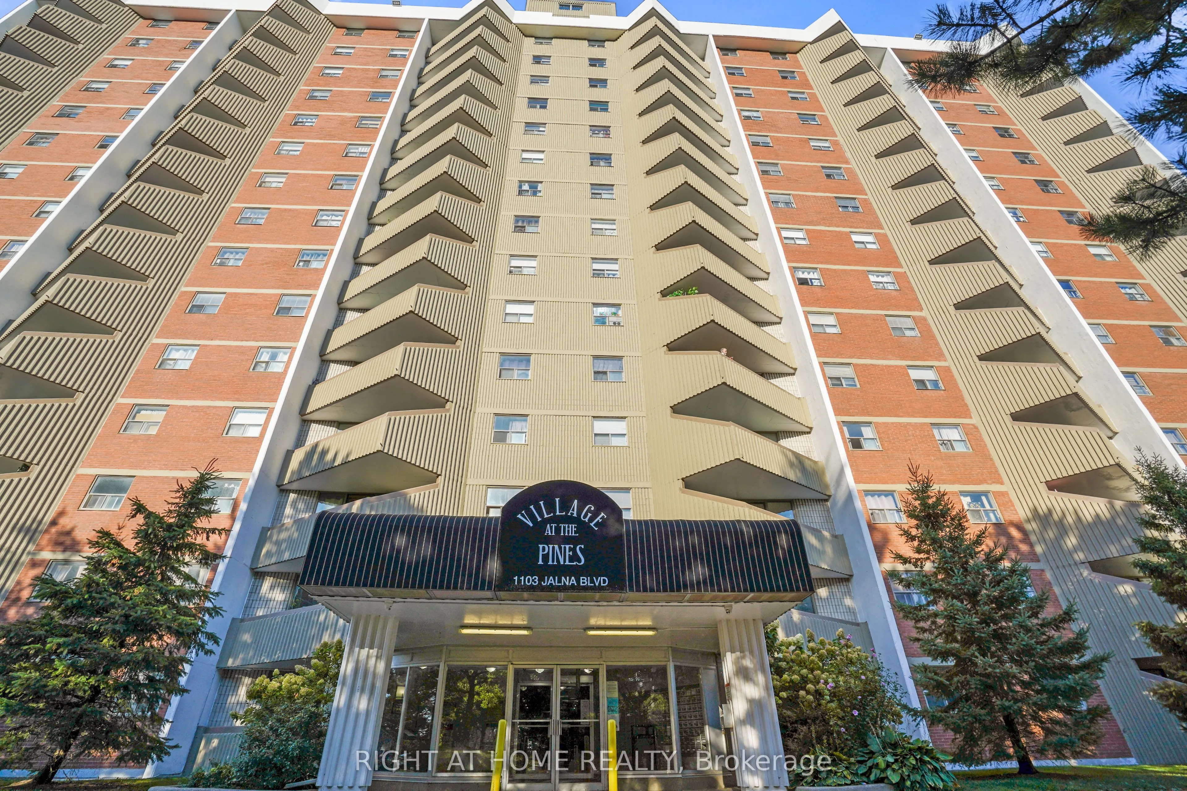 1103 Jalna Boulevard, #1609