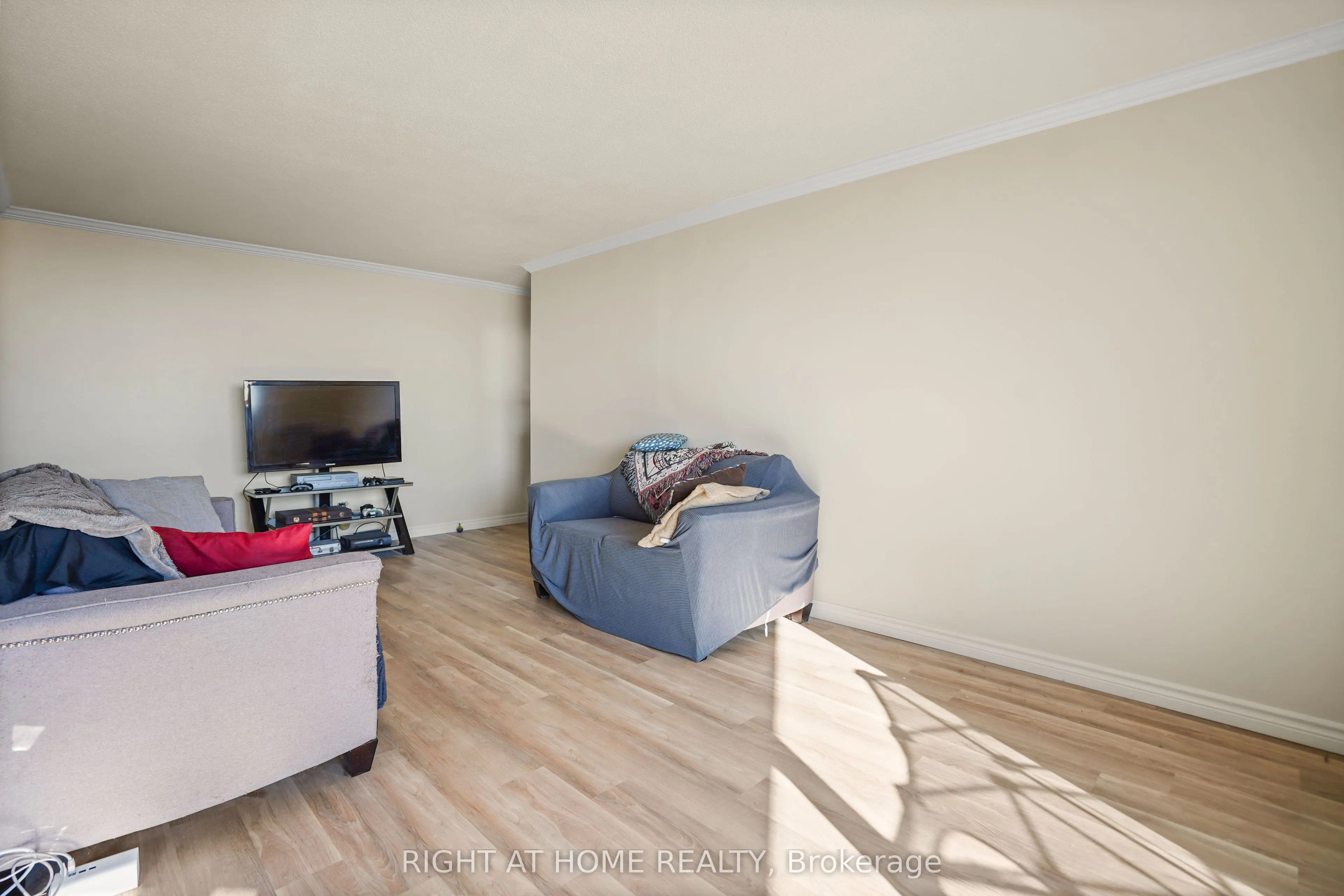 1103 Jalna Boulevard, #1609