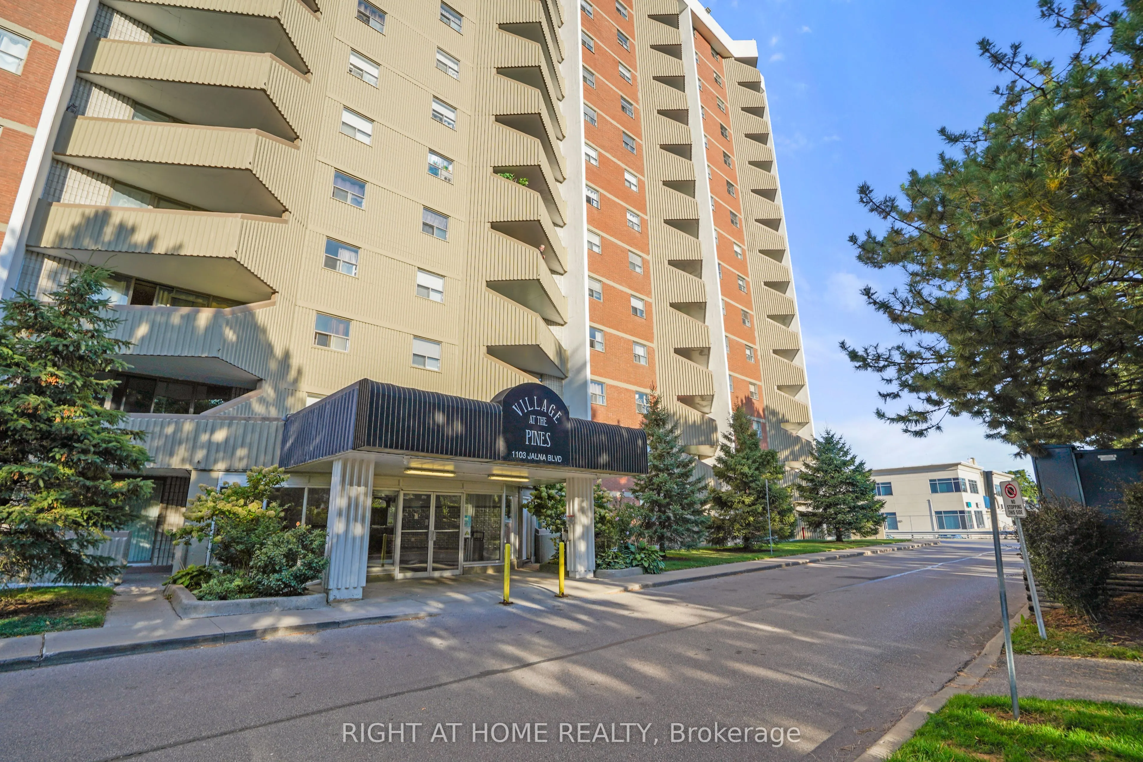 1103 Jalna Boulevard, #1609
