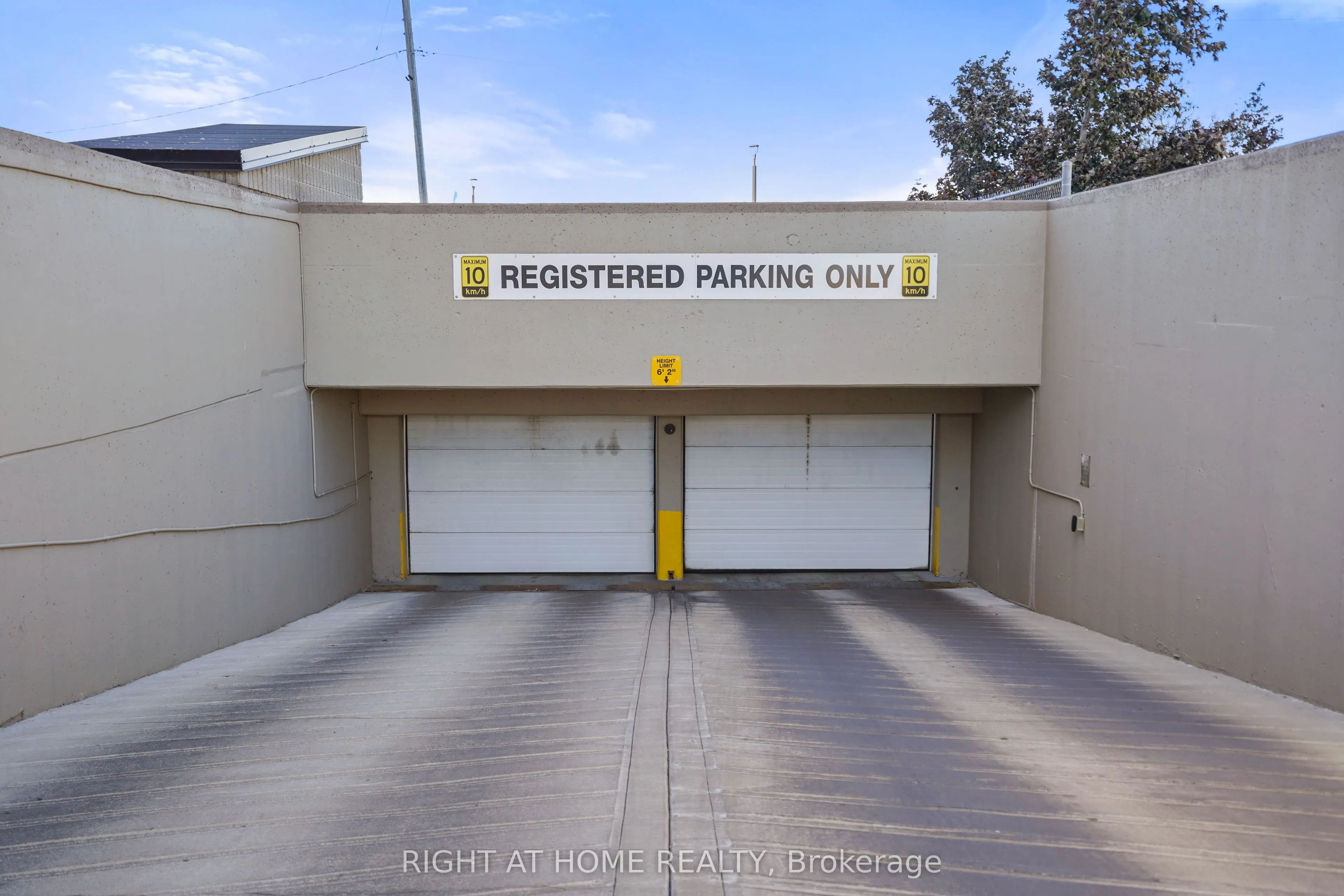 1103 Jalna Boulevard, #1609