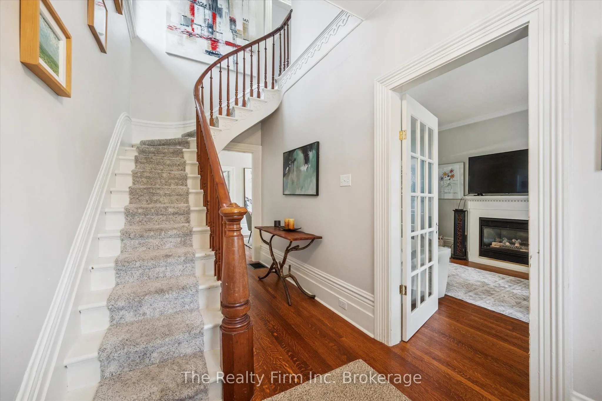 295 Wellington Street