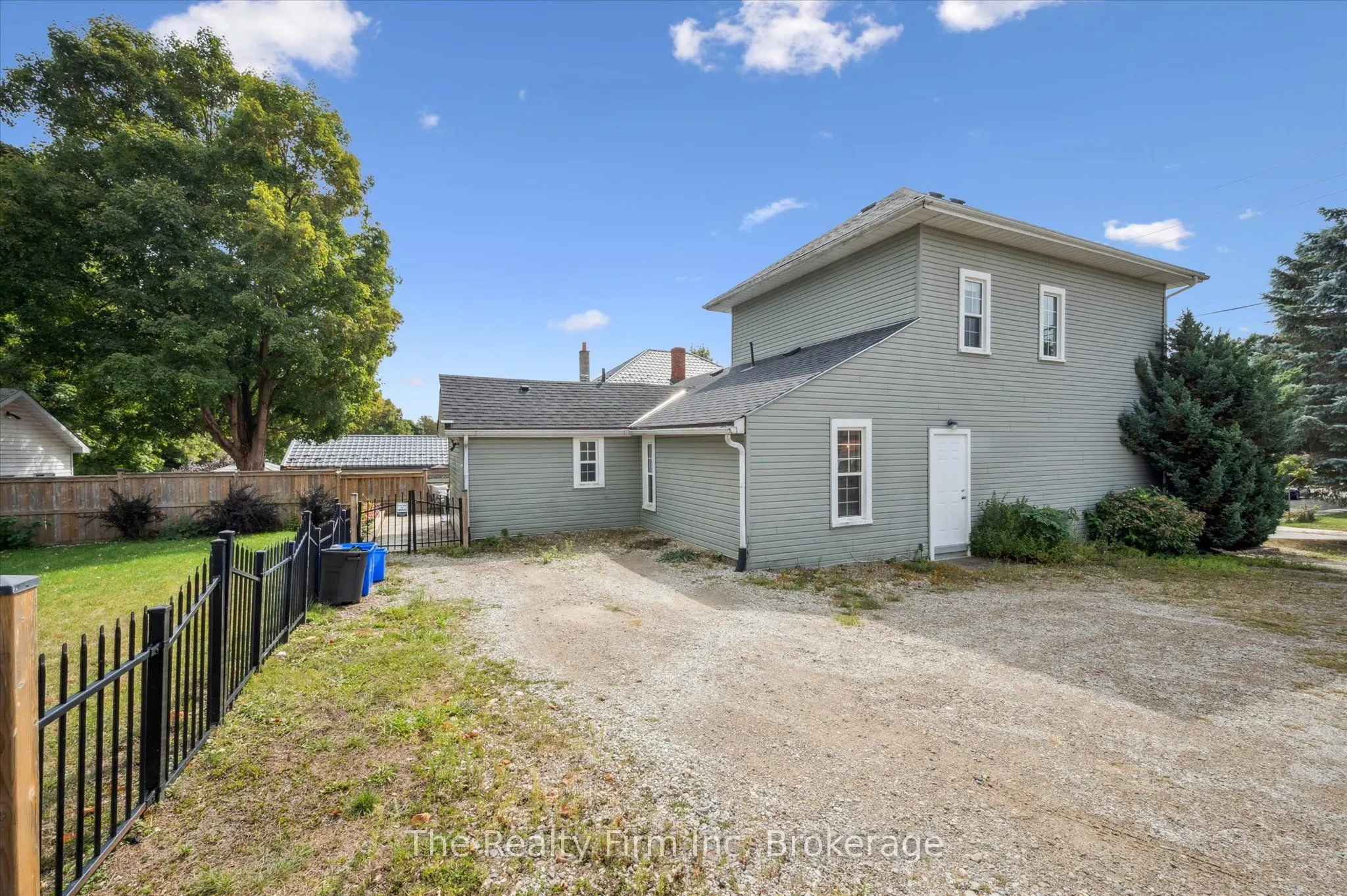 295 Wellington Street