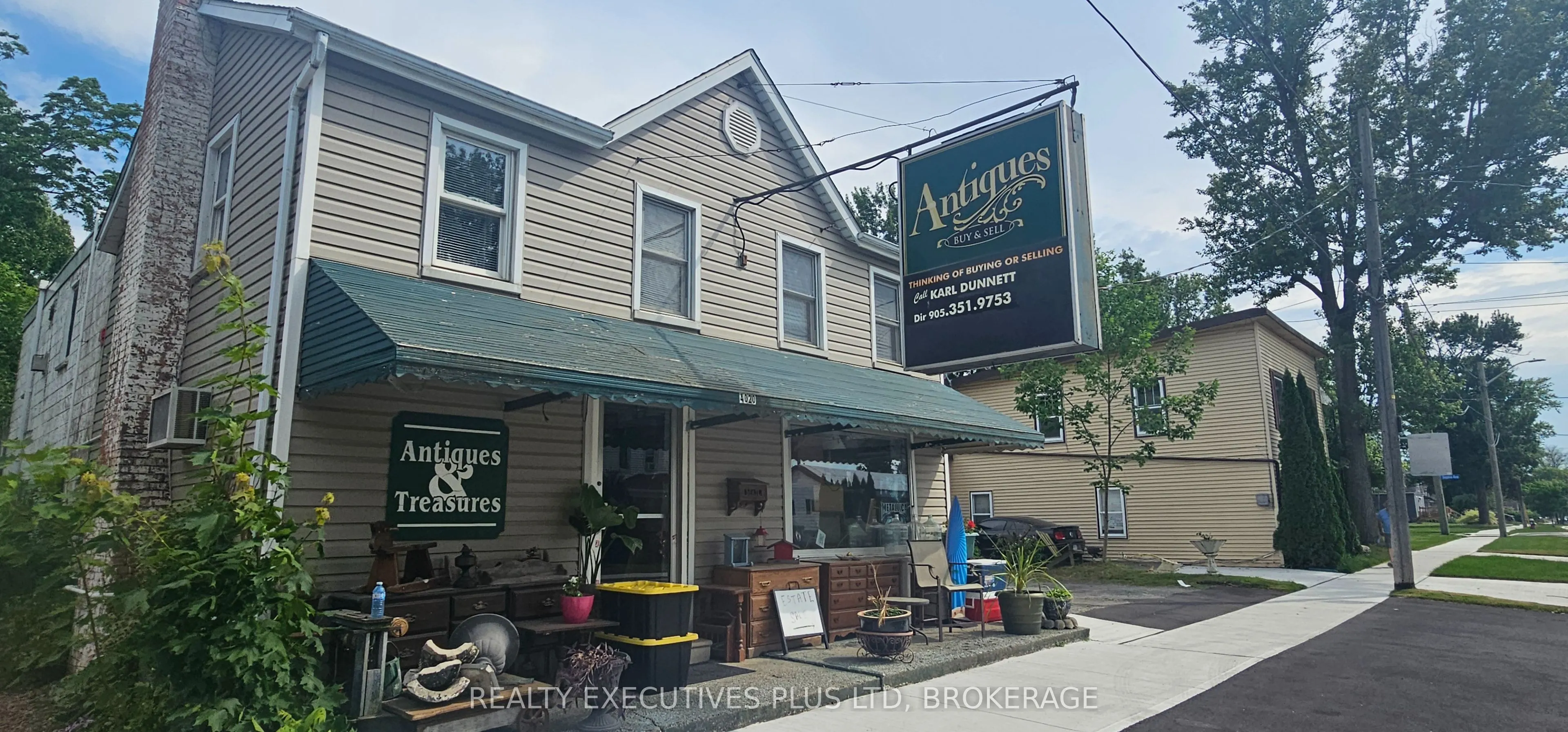 4020 Main Street