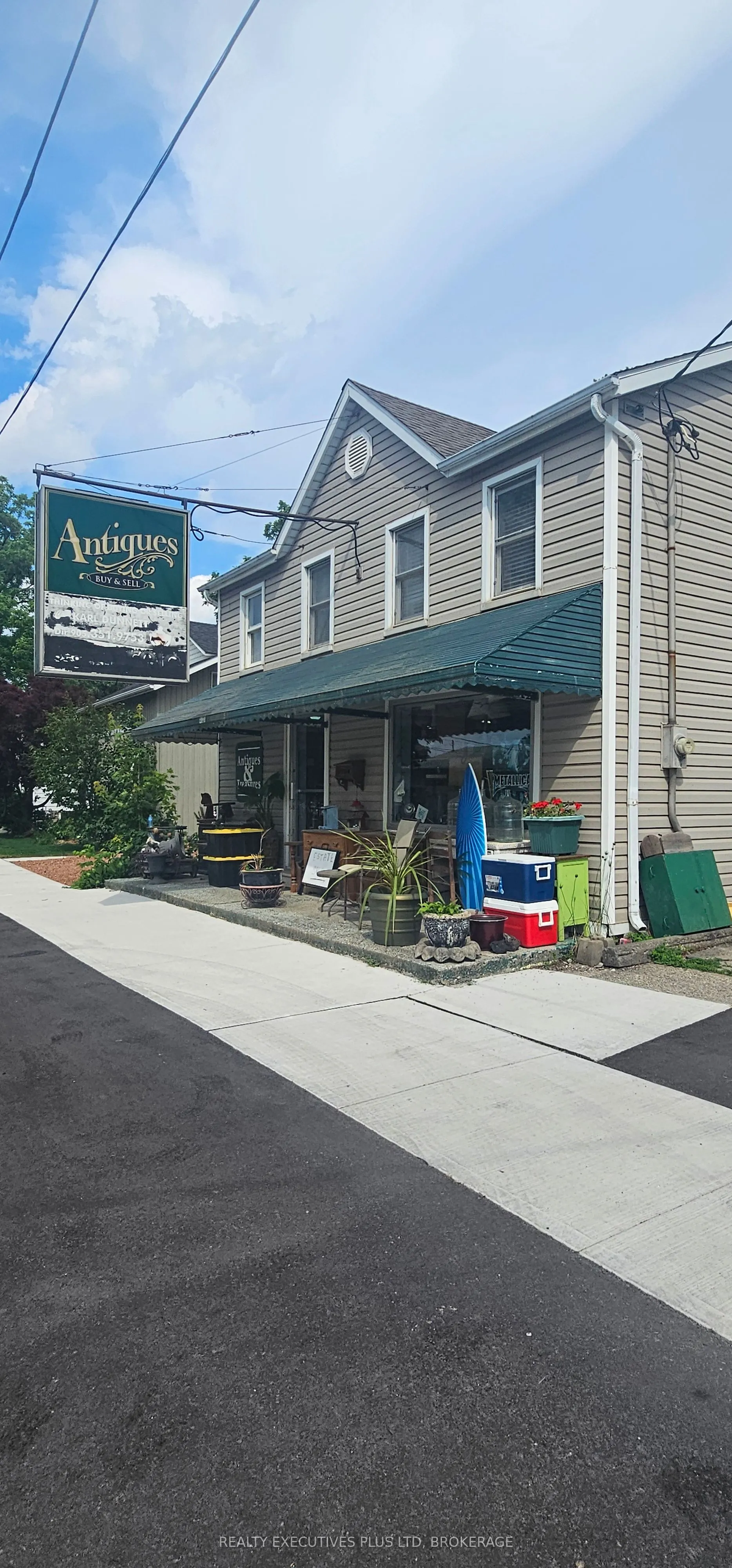 4020 Main Street