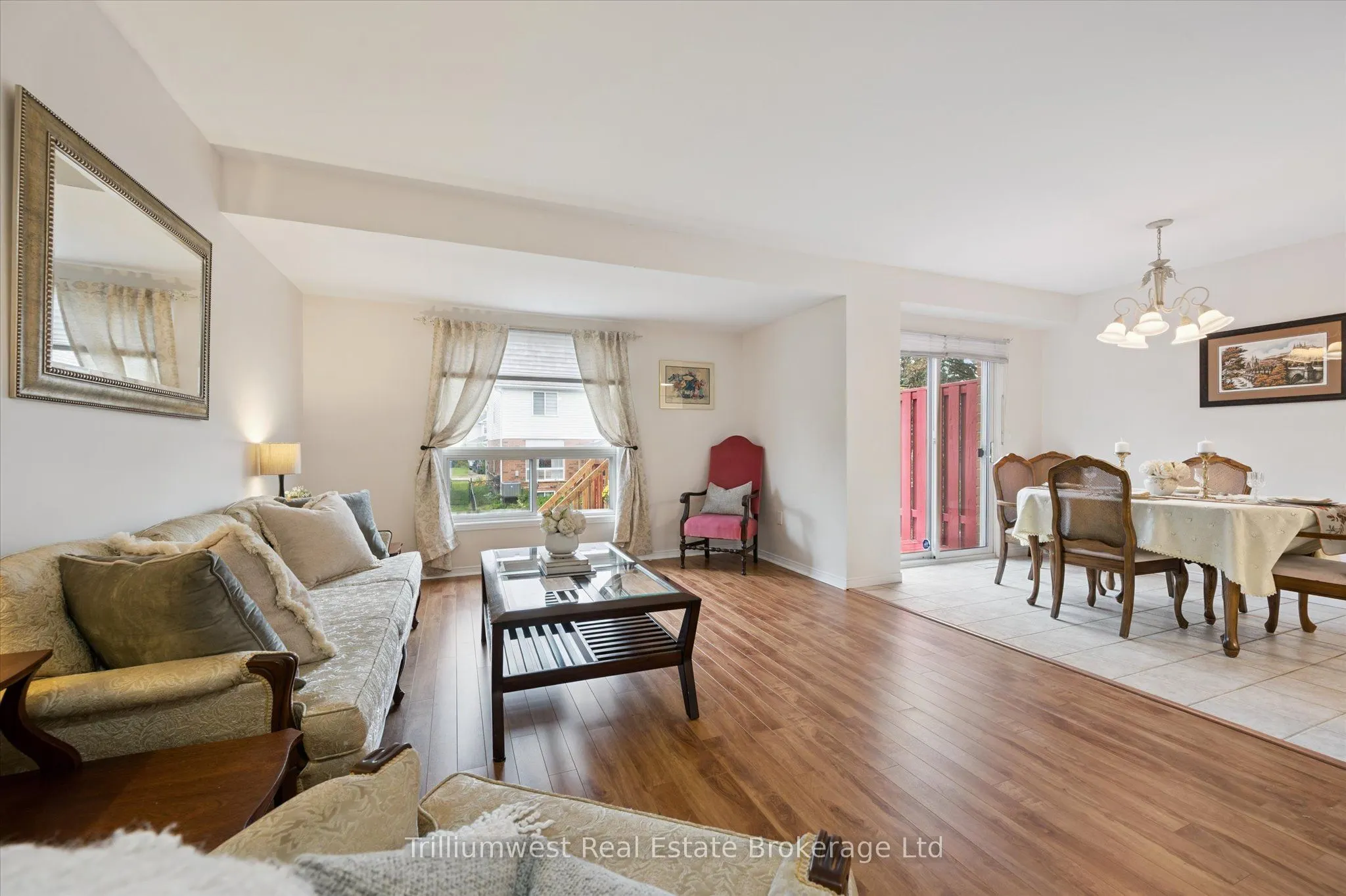 19 Ireland Place
