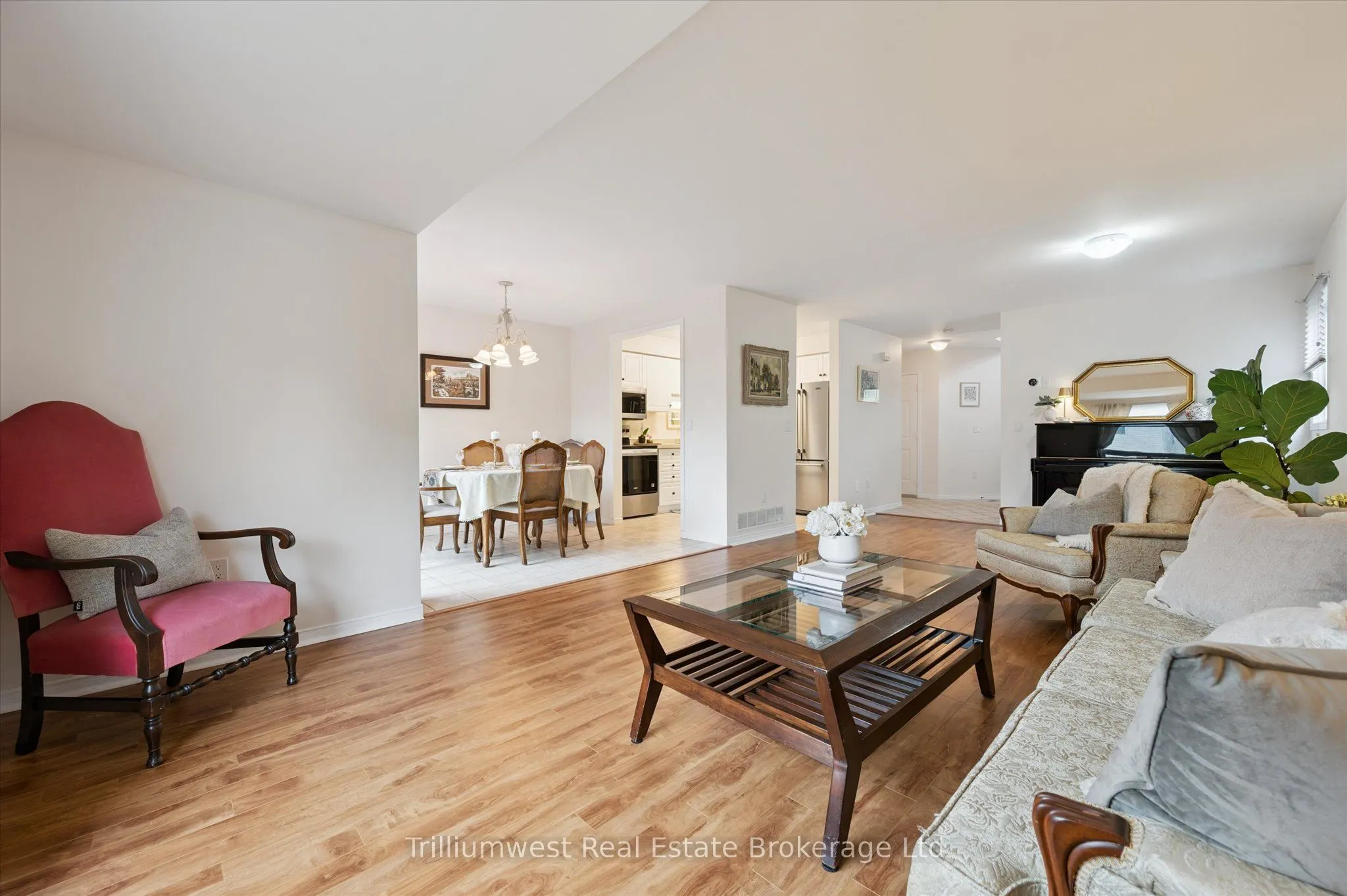 19 Ireland Place
