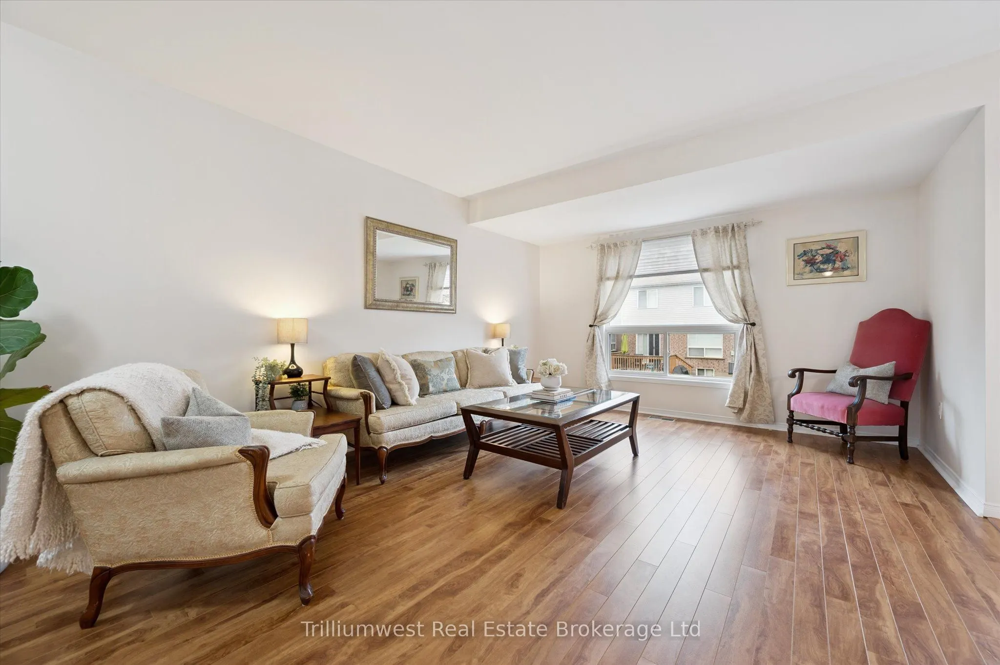 19 Ireland Place