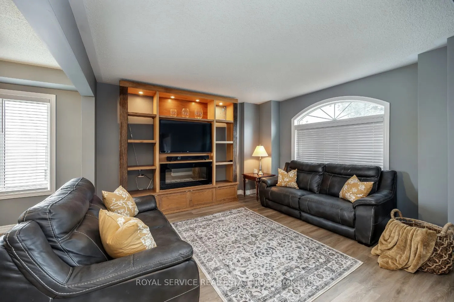 1723 Ravenwood Drive