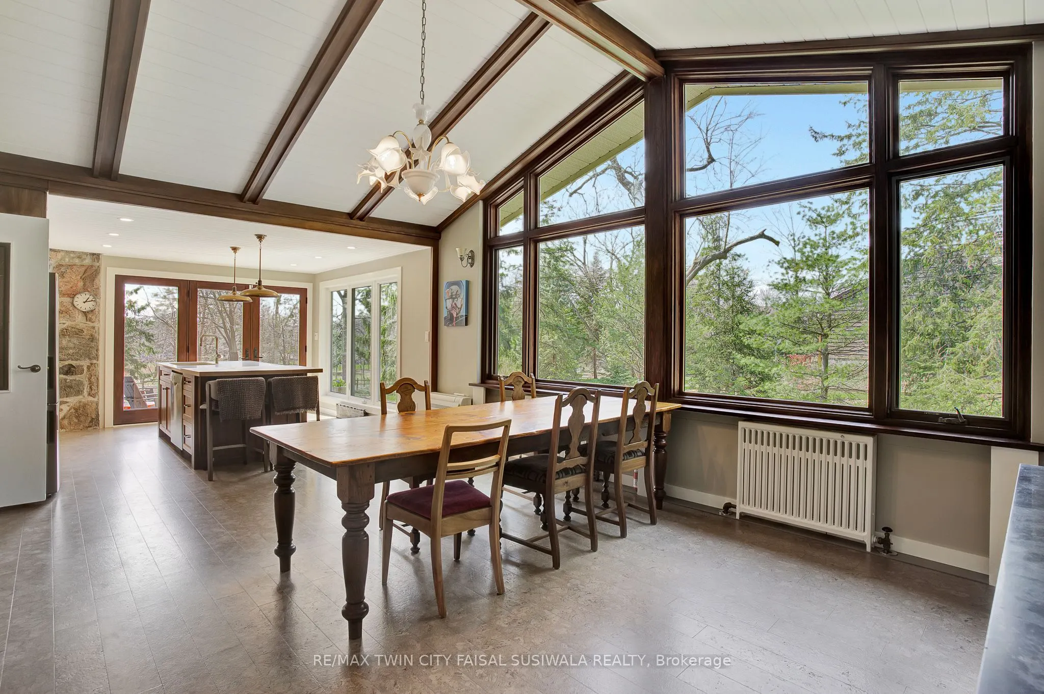 17 The Kirksway