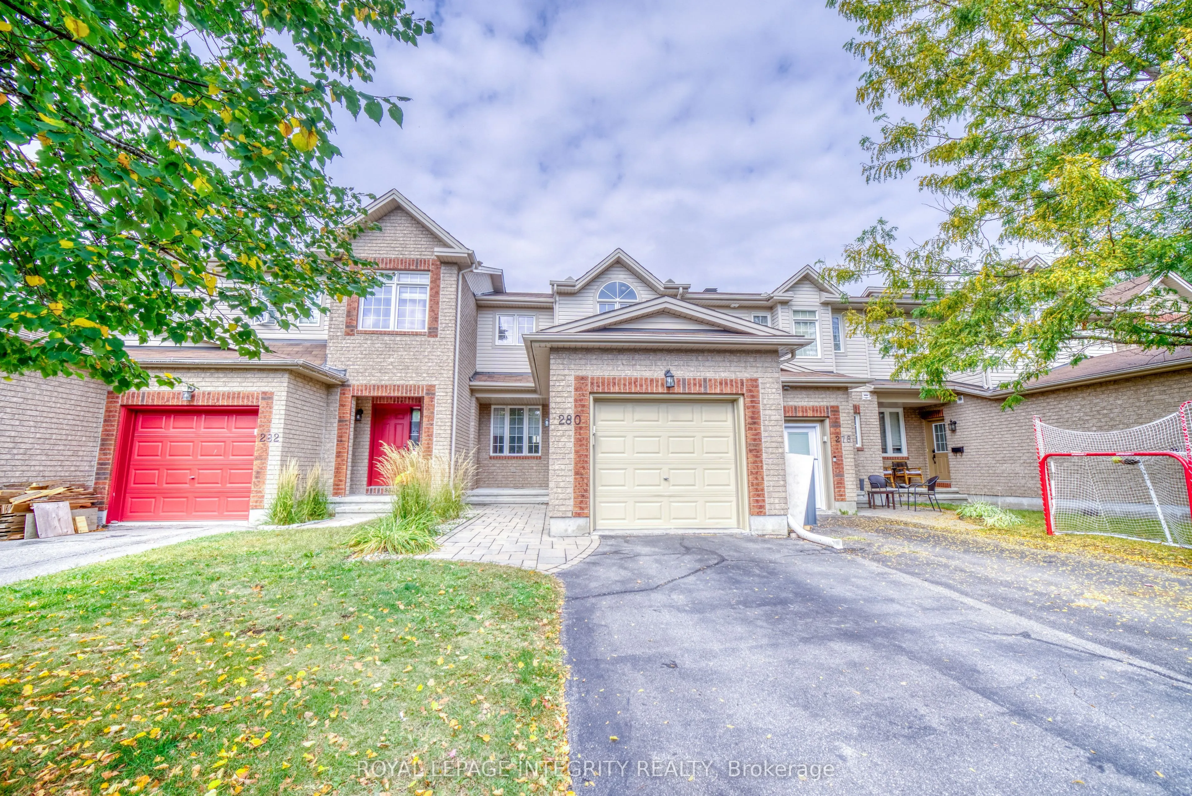 280 Applecross Crescent