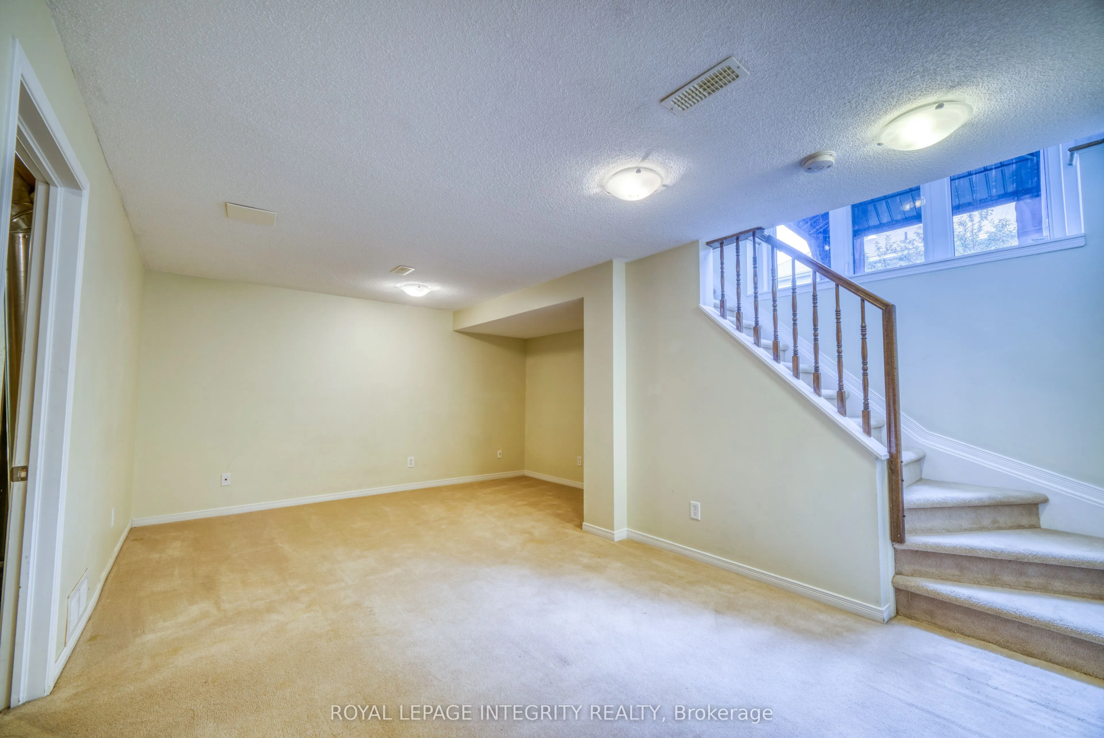 280 Applecross Crescent