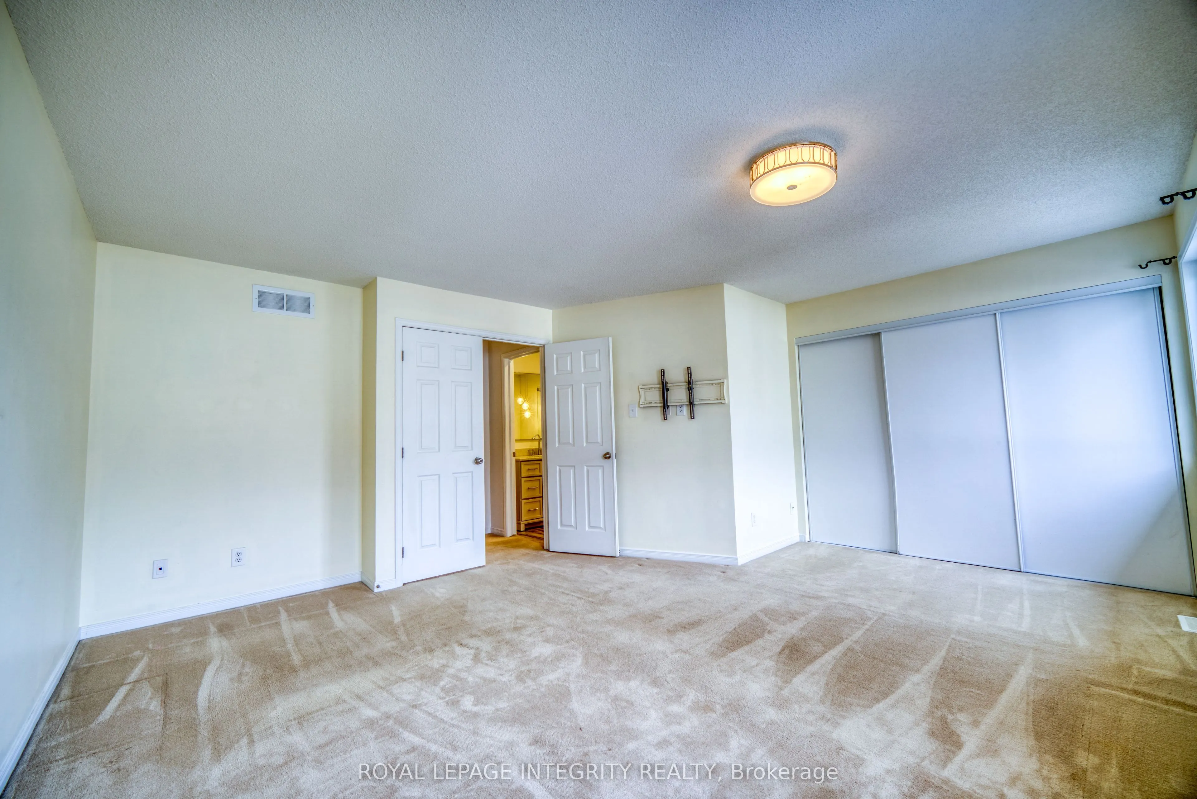 280 Applecross Crescent