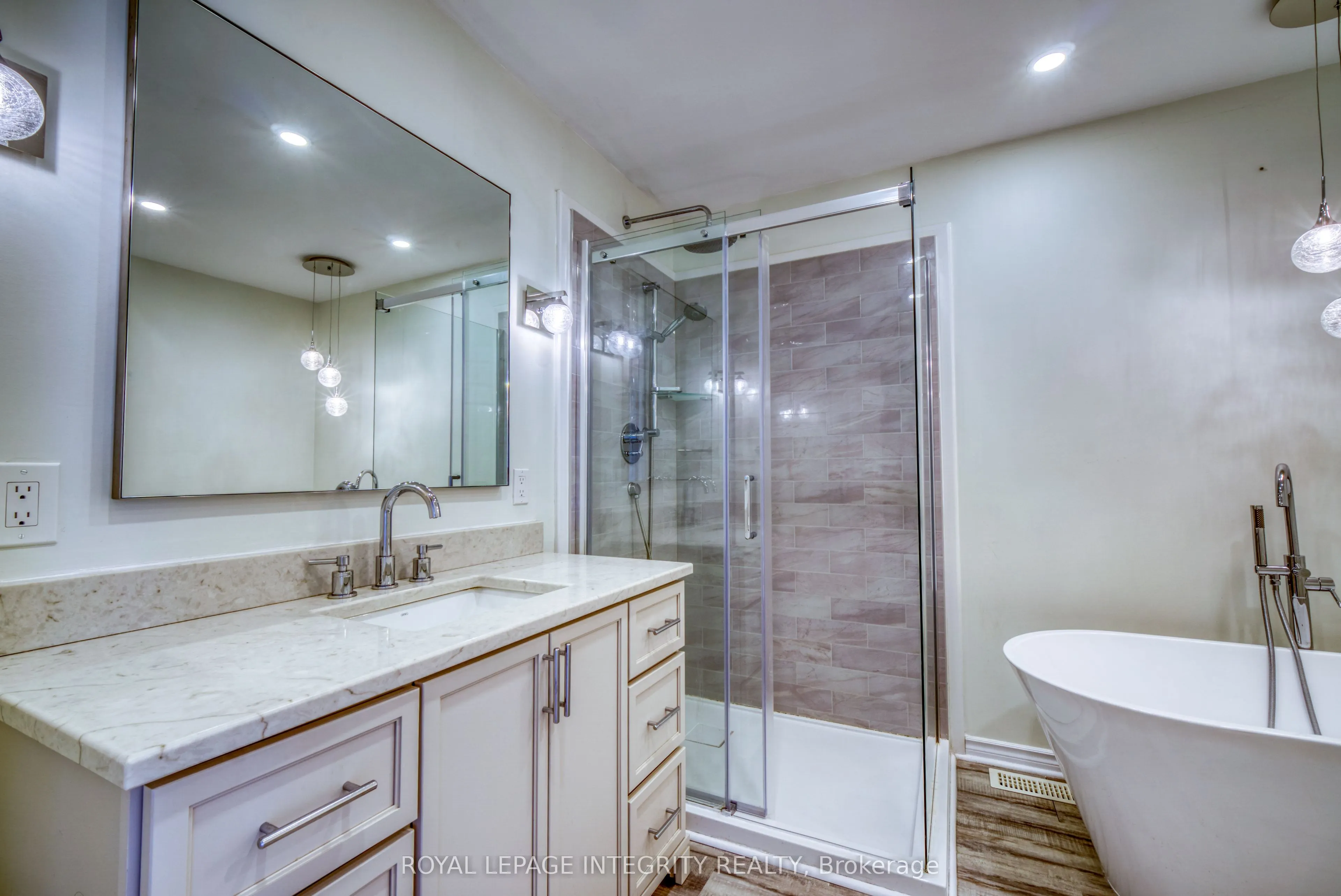 280 Applecross Crescent