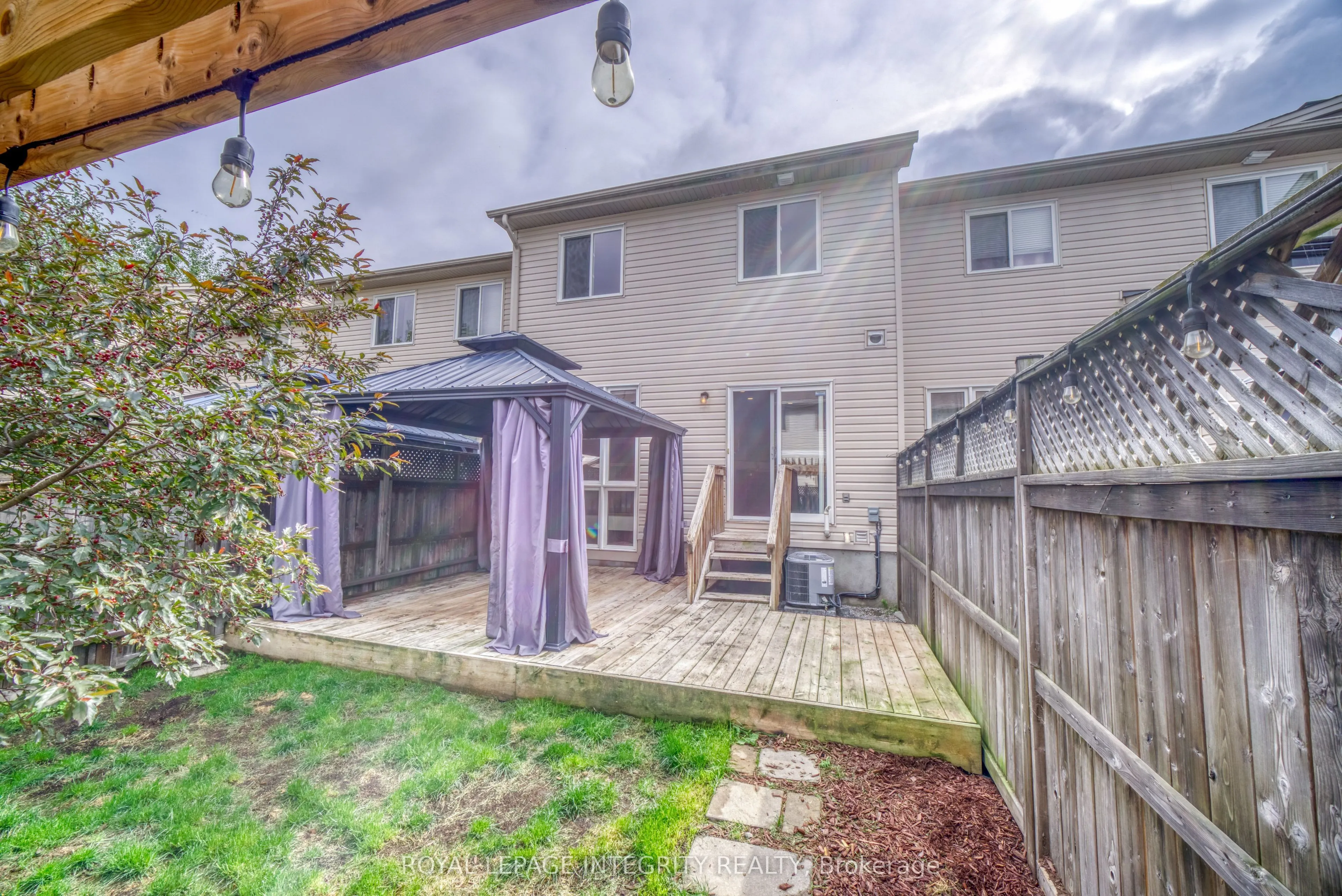 280 Applecross Crescent